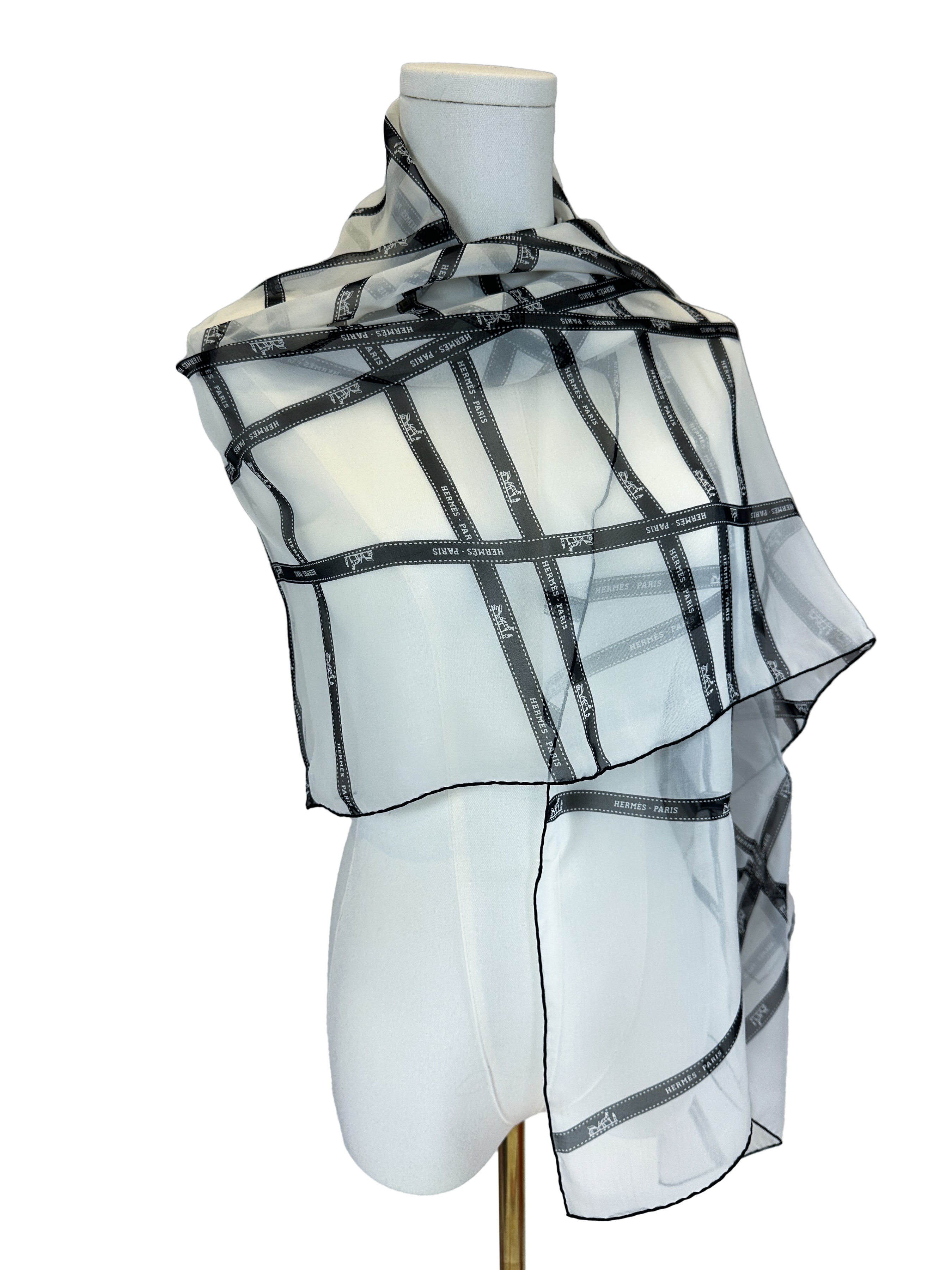 Hermès Bolduc Mousseline Shawl