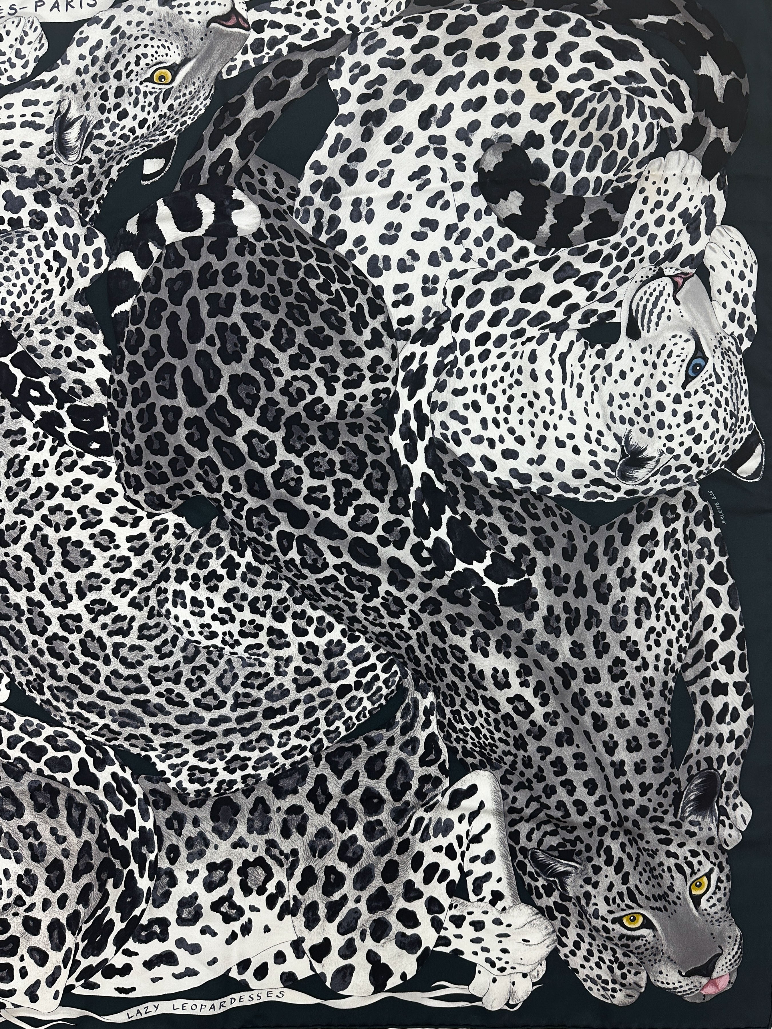 Hermès Lazy Leopardesses 90