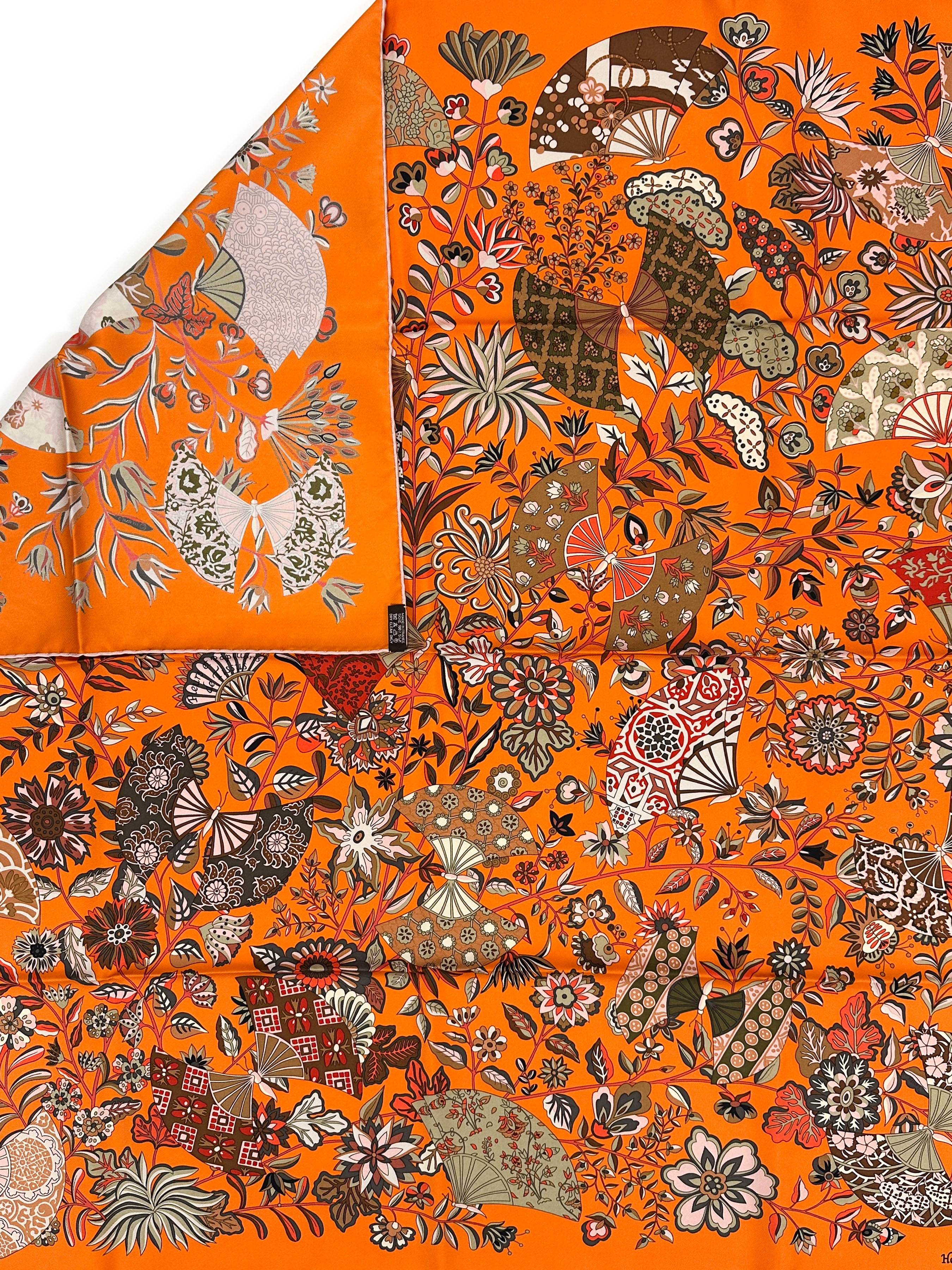 Hermès Fleurs et Papillons de Tissus 90