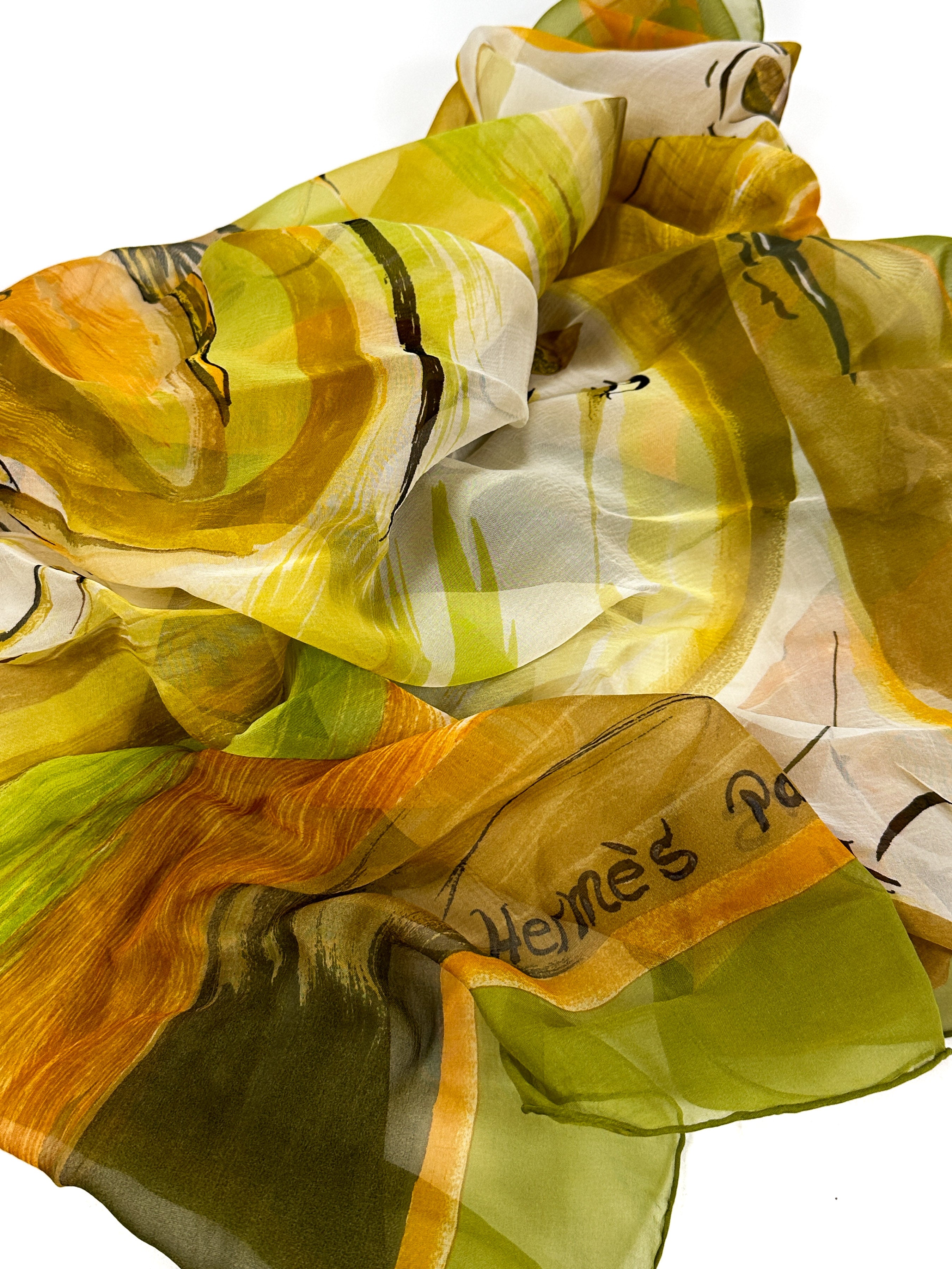 Hermès Smiles In Third Millenary Mousseline 90