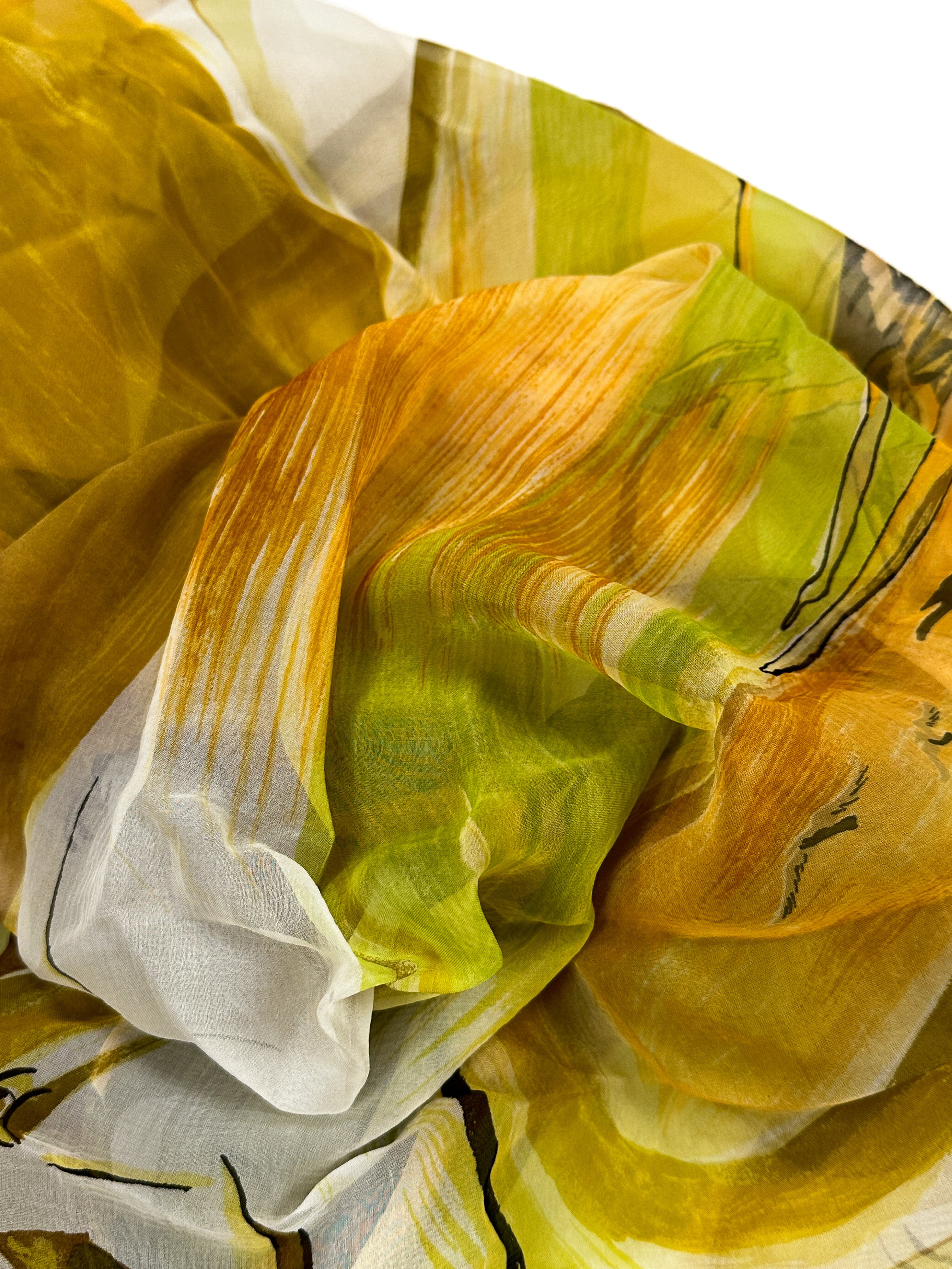 Hermès Smiles In Third Millenary Mousseline 90