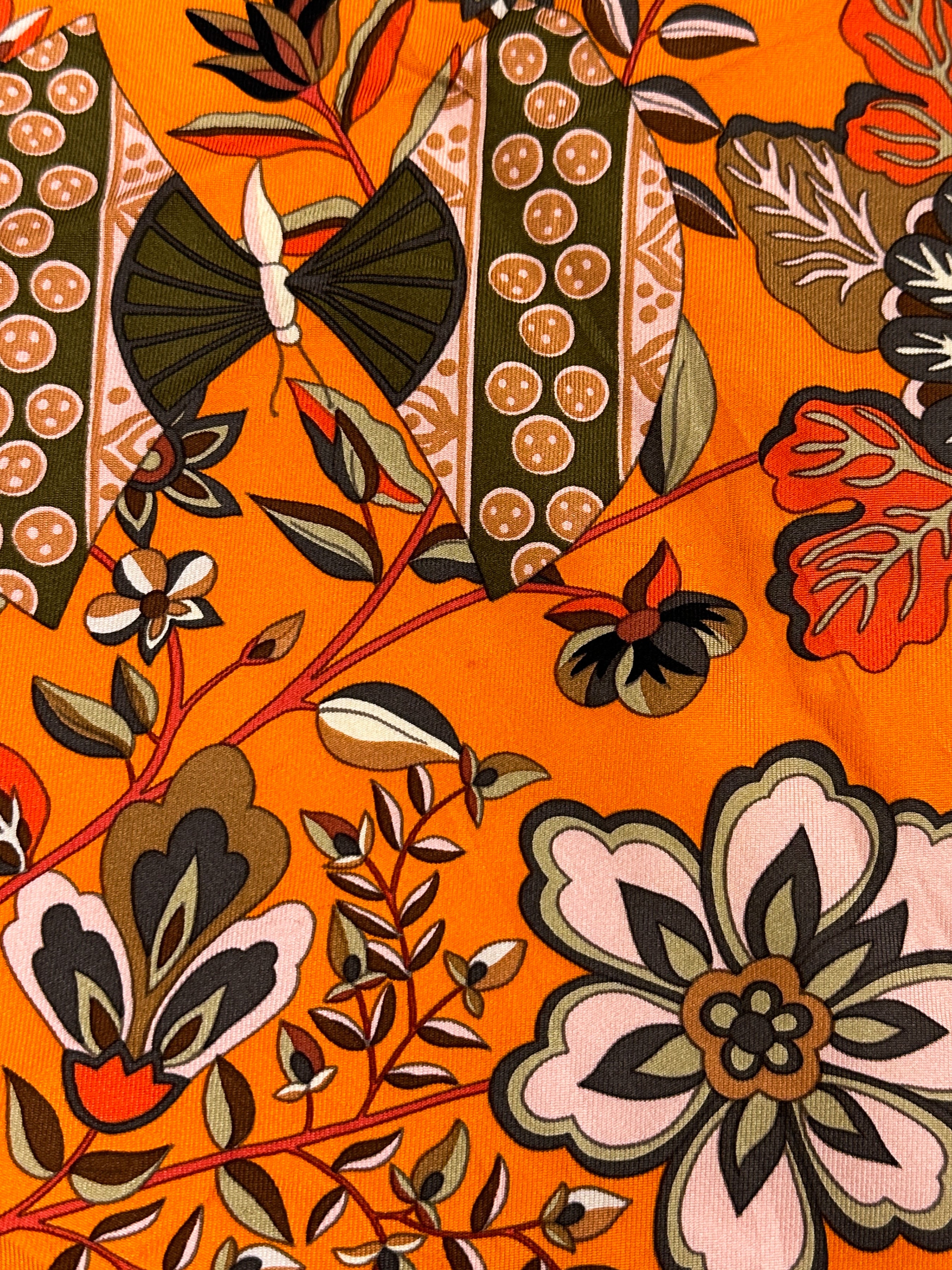 Hermès Fleurs et Papillons de Tissus 90
