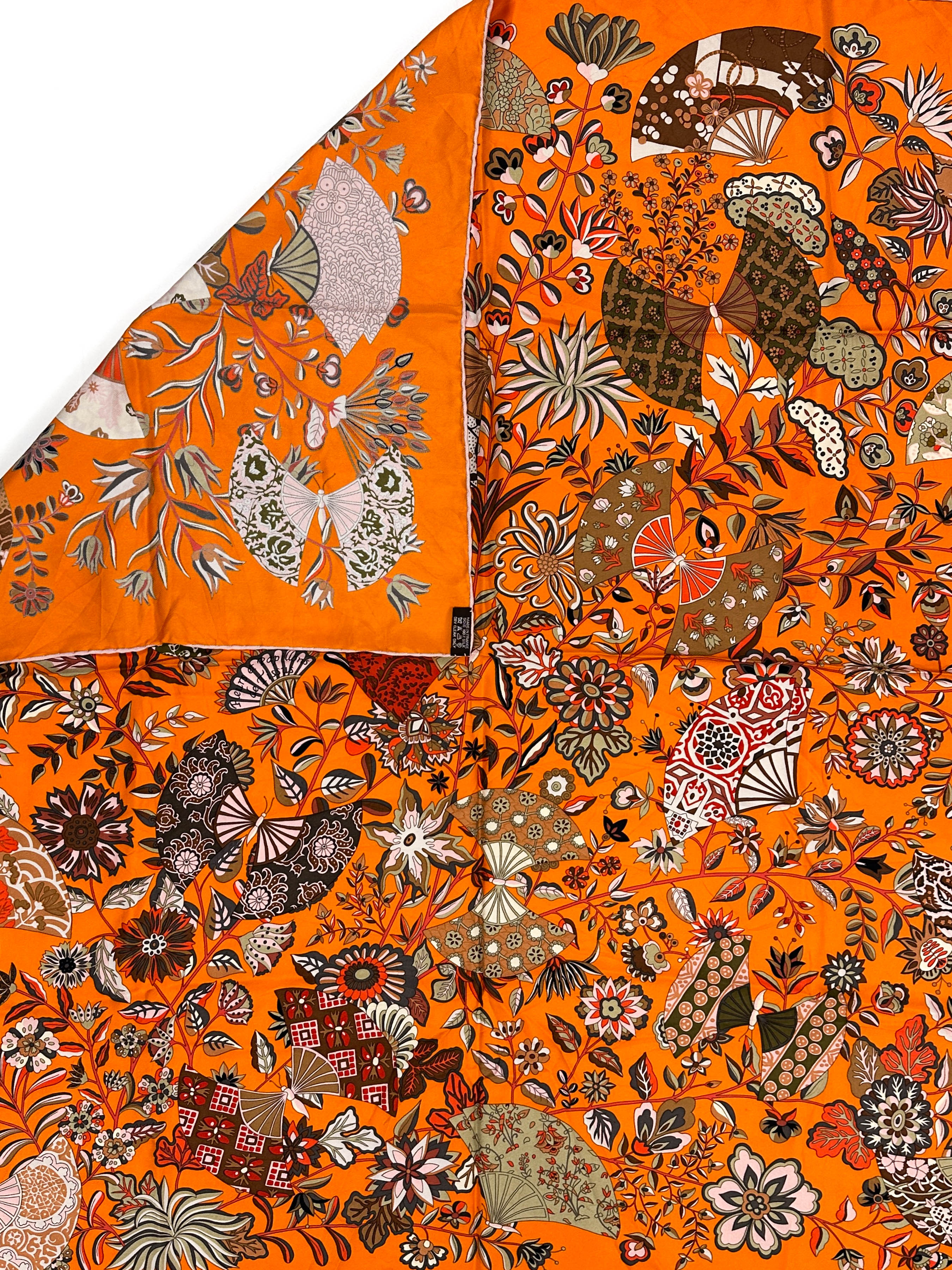 Hermès Fleurs et Papillons de Tissus 90