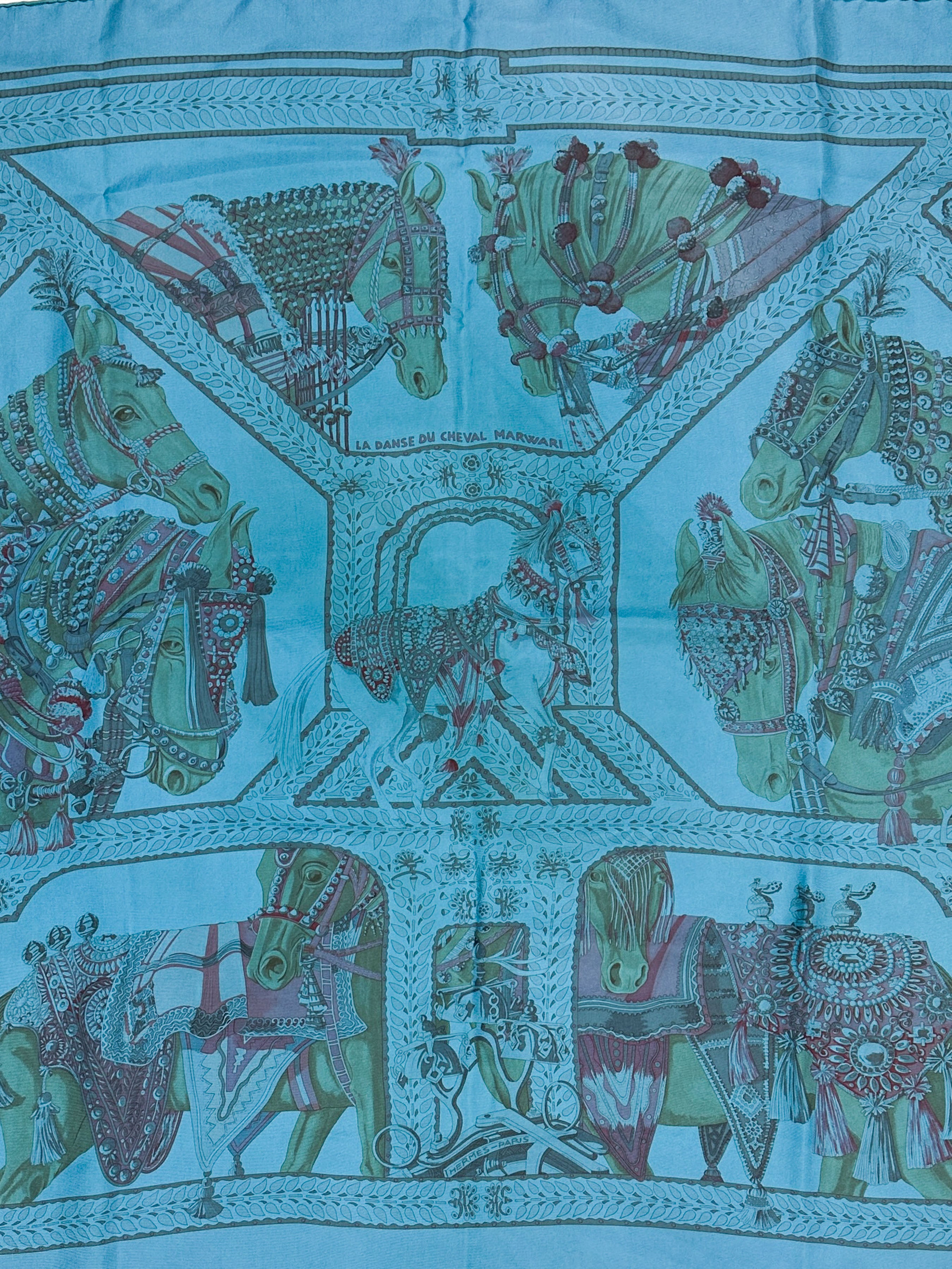 Hermès La Danse du Cheval Marwari Dip-Dye 90