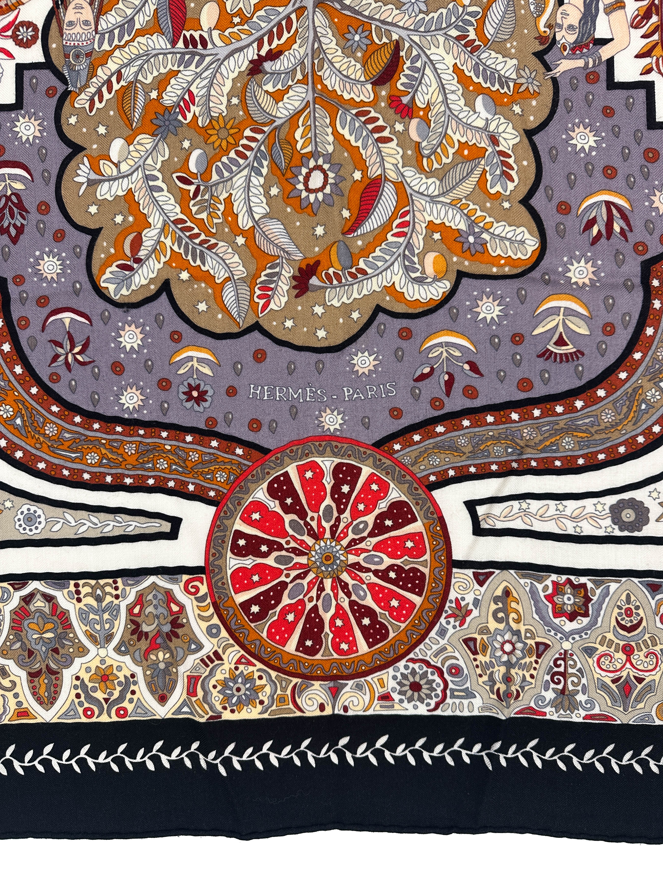 Hermès Aux Portes du Palais Cashmere Silk 140