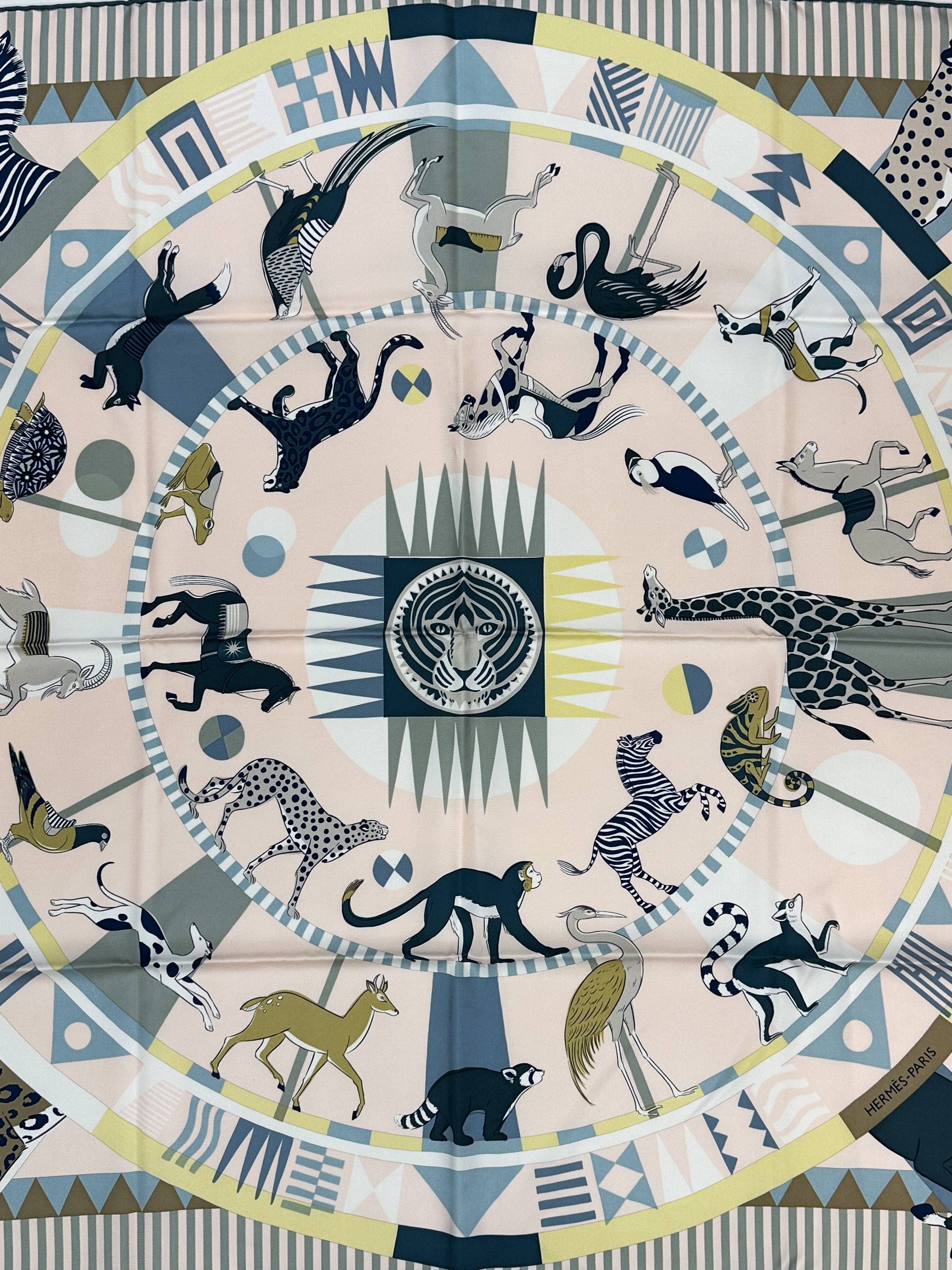 Hermès Le Carrousel du Tigre Royal 90