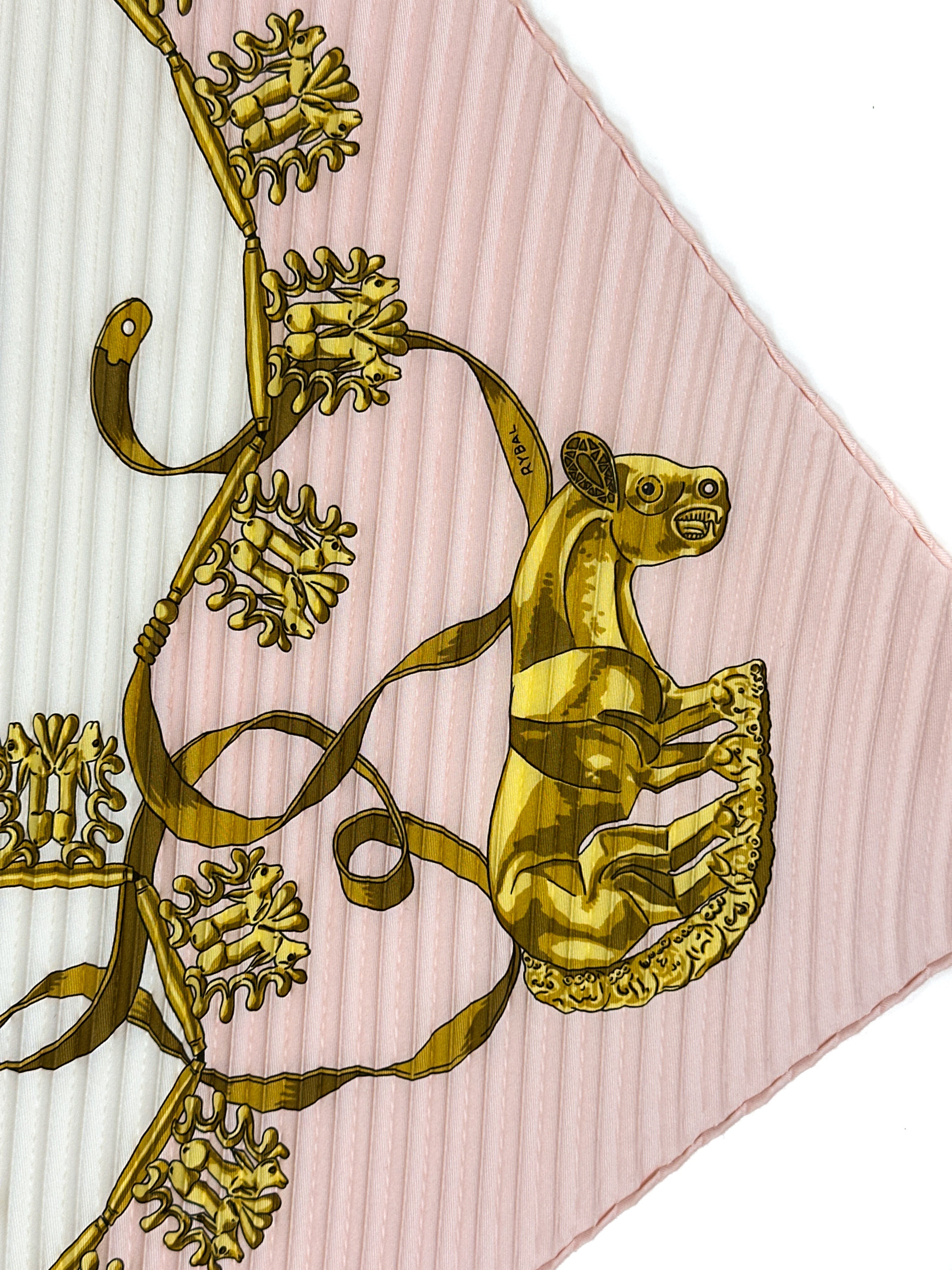 Hermès Les Cavaliers d'Or Plissé 90