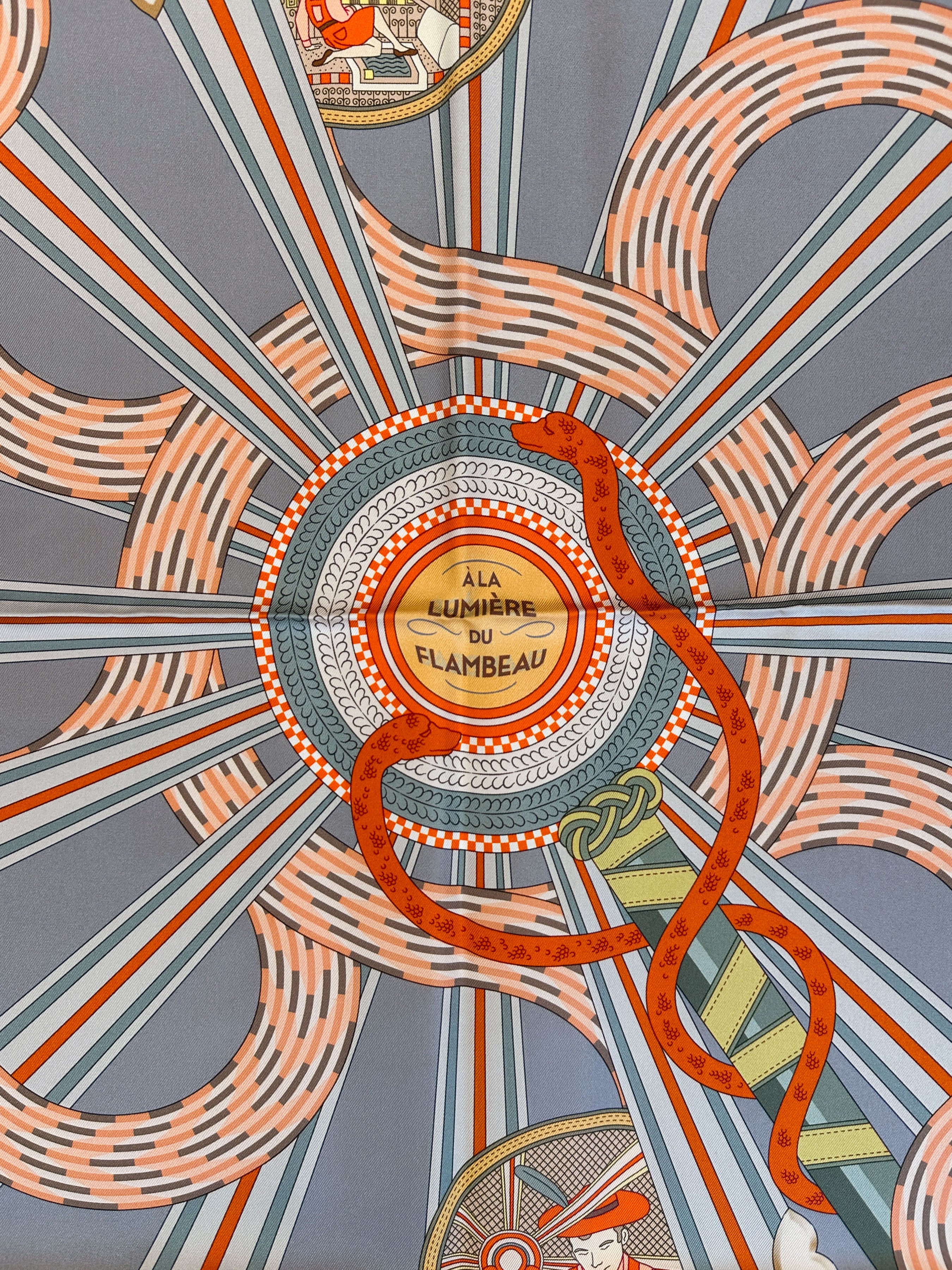 Hermès A La Lumiere du Flambeau Double Face 90