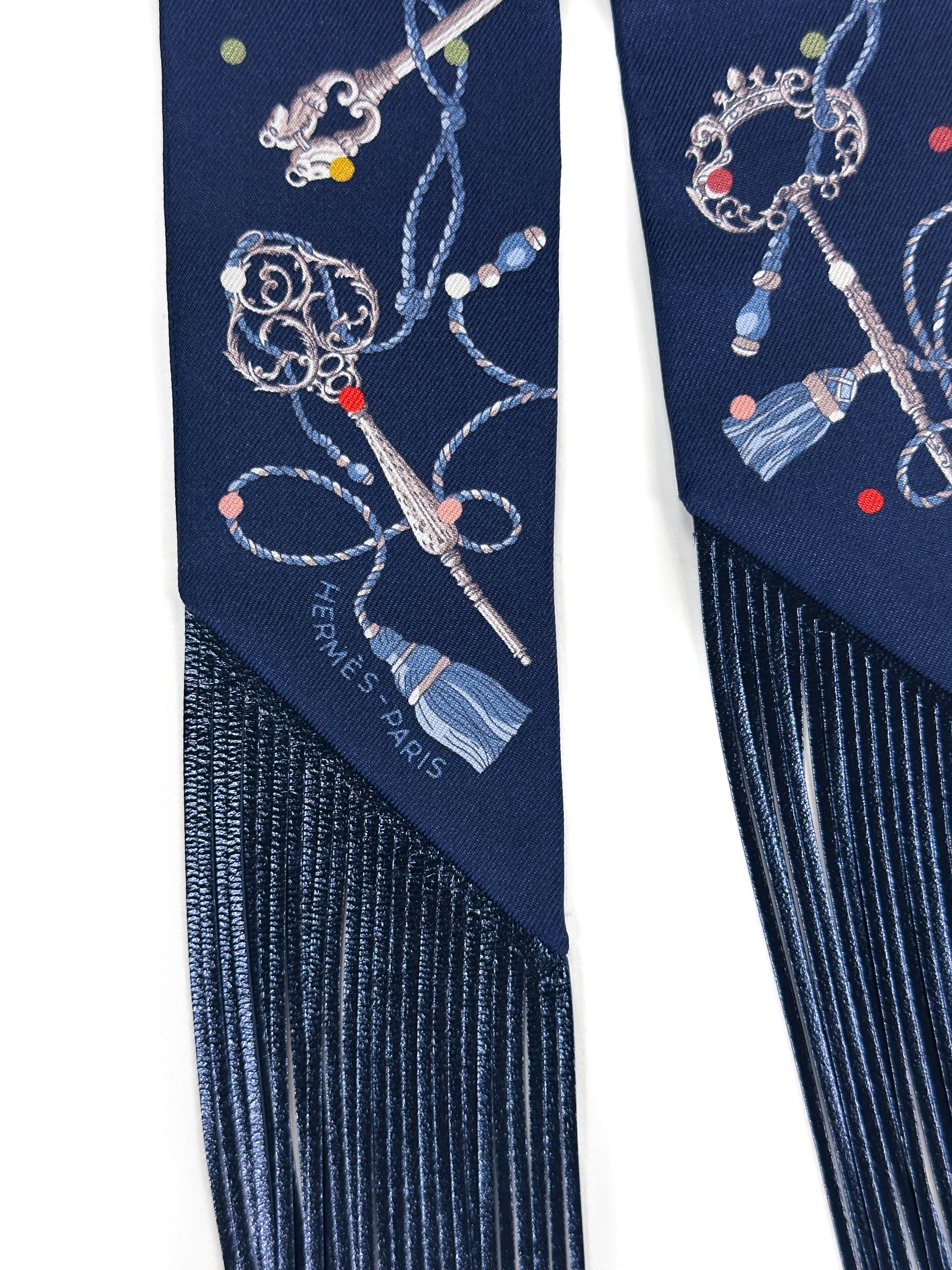 Hermès Les Cles au Pois Metallic Fringe Twilly