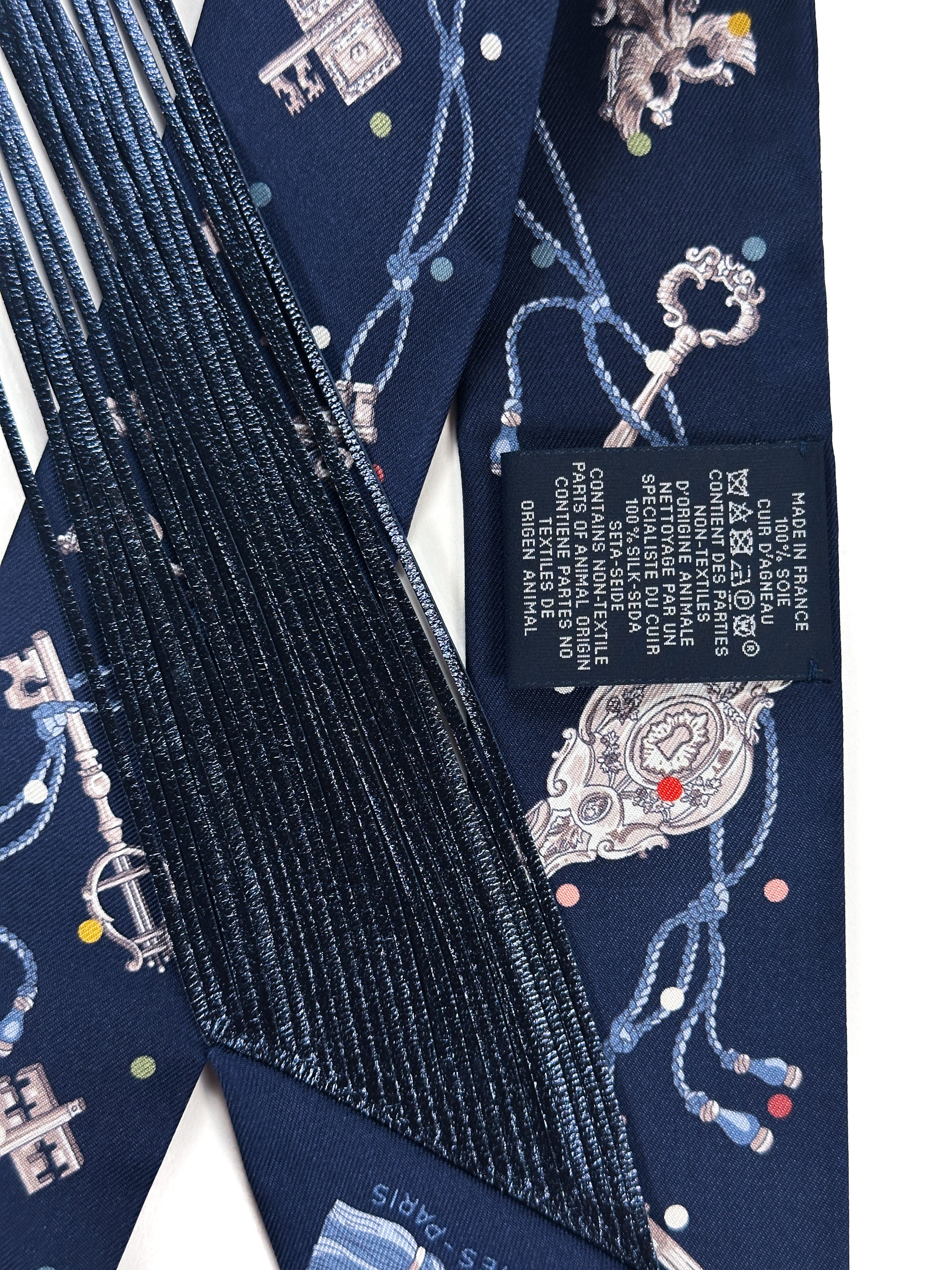 Hermès Les Cles au Pois Metallic Fringe Twilly