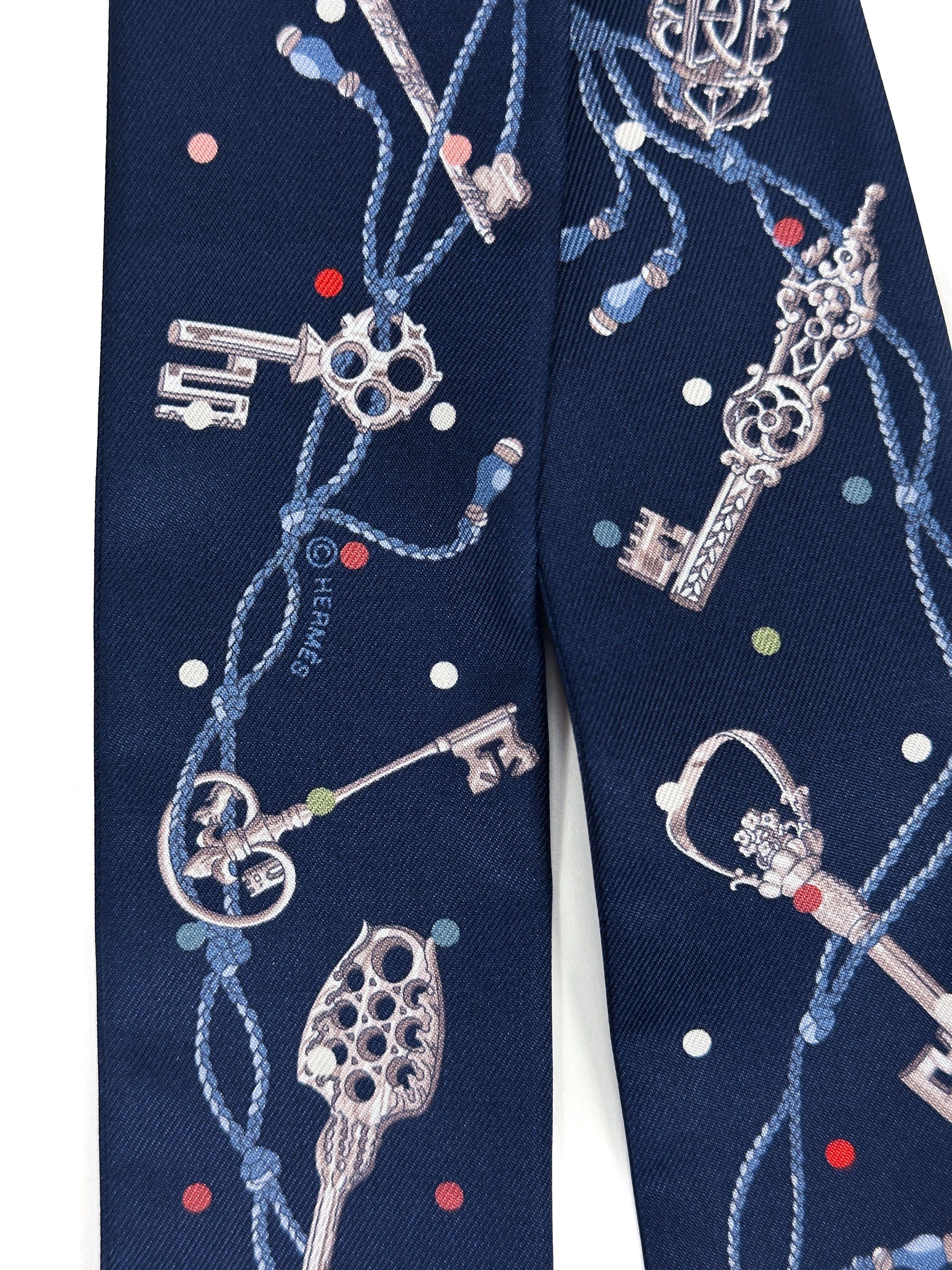 Hermès Les Cles au Pois Metallic Fringe Twilly