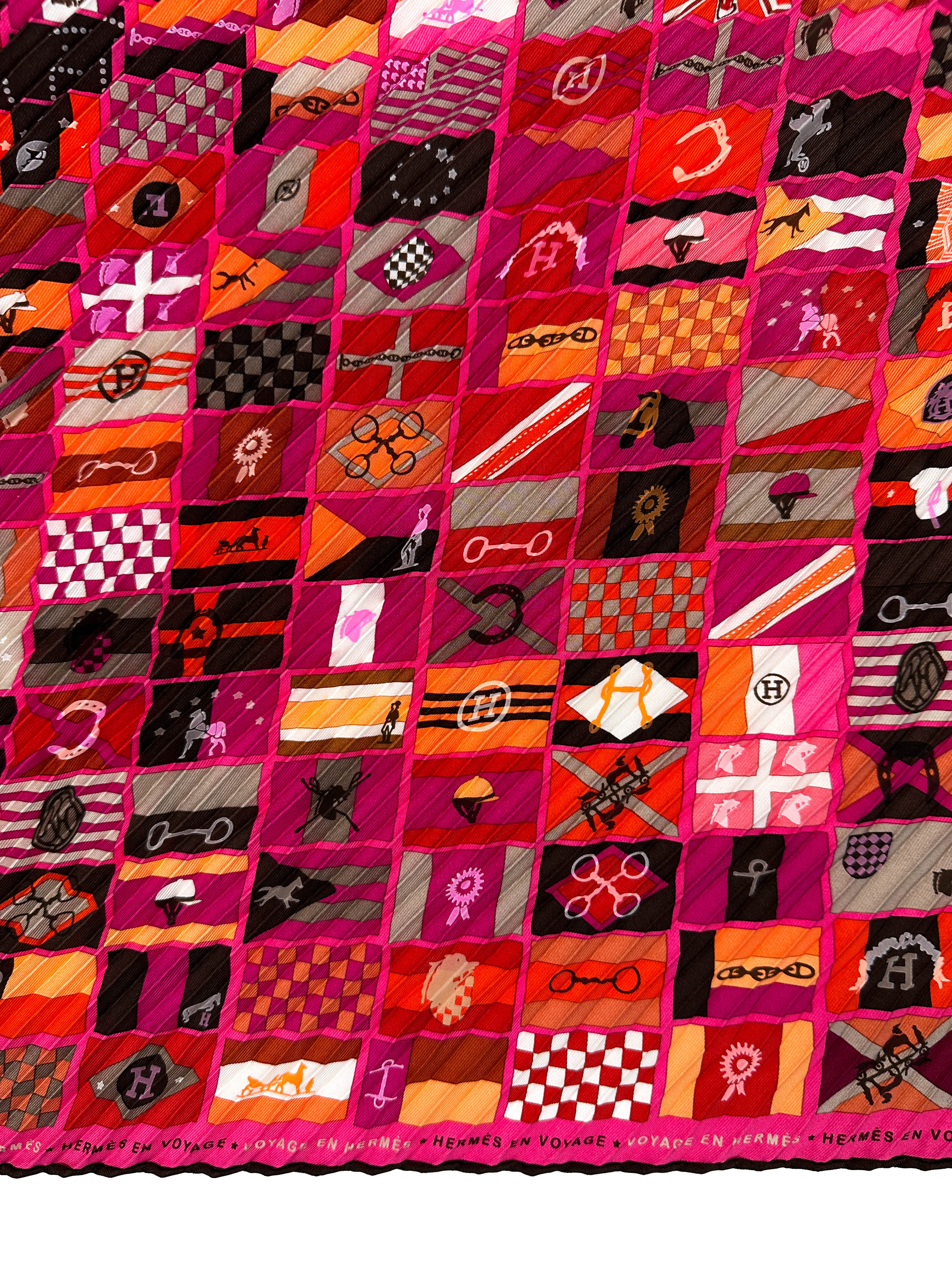 Hermès Hermès en Voyage Plissé 90