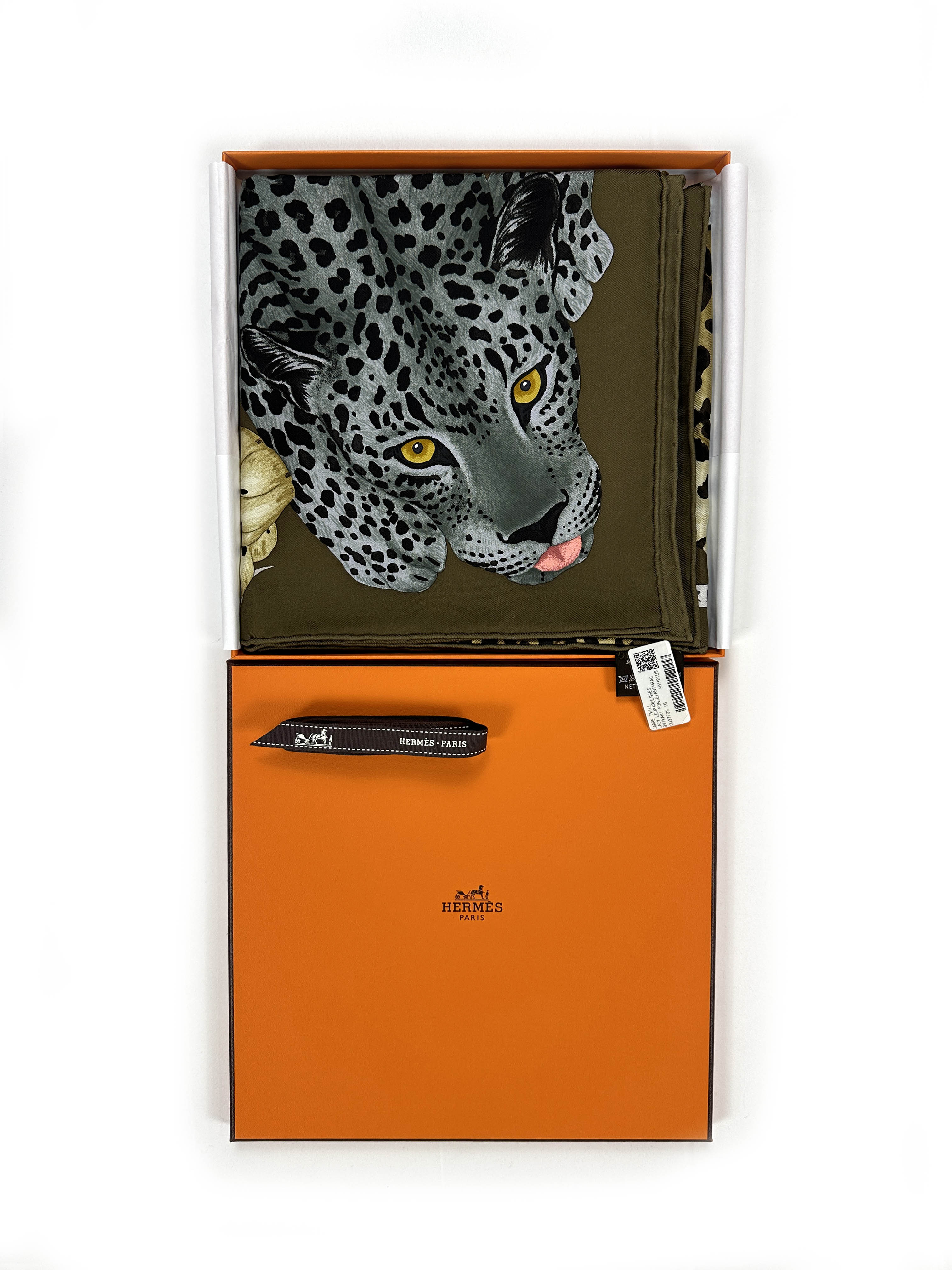 Hermès Lazy Leopardesses 90