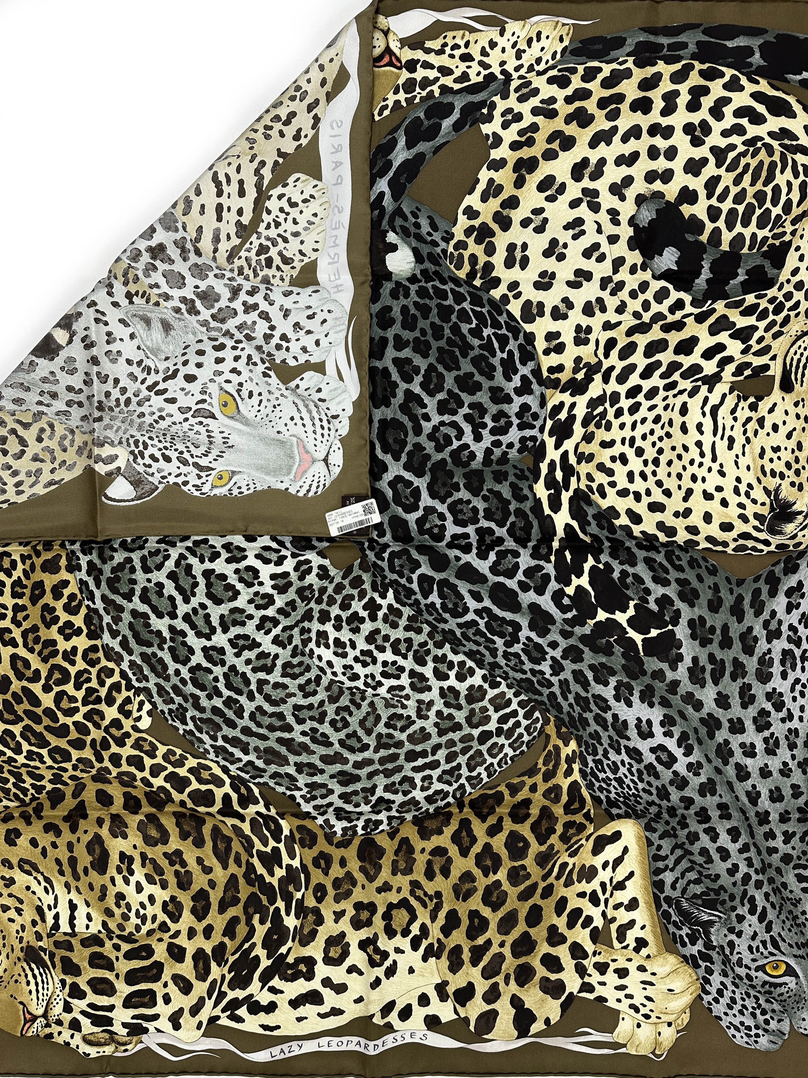 Hermès Lazy Leopardesses 90