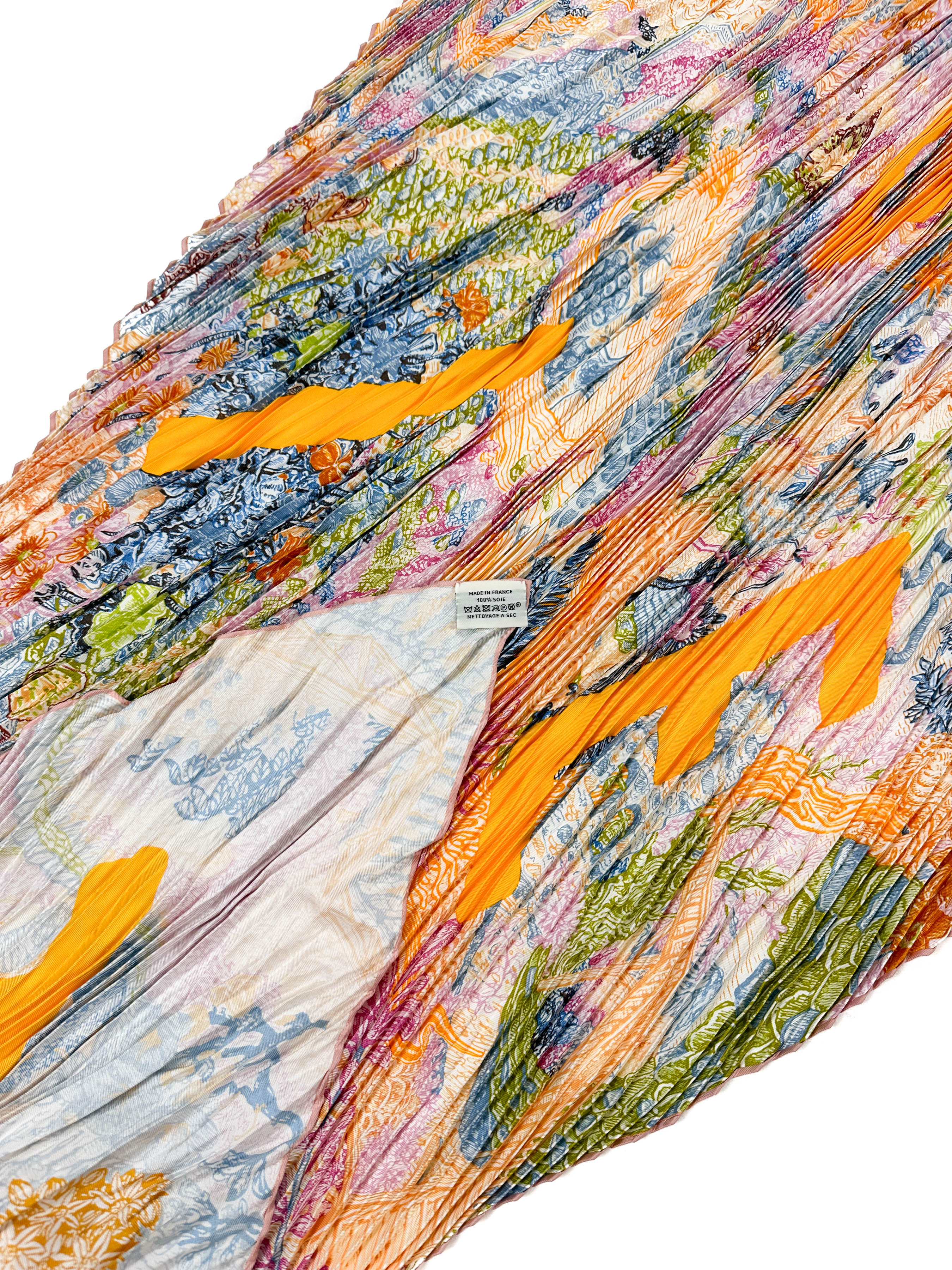 Hermès Eleftheria Plissé Silk 140