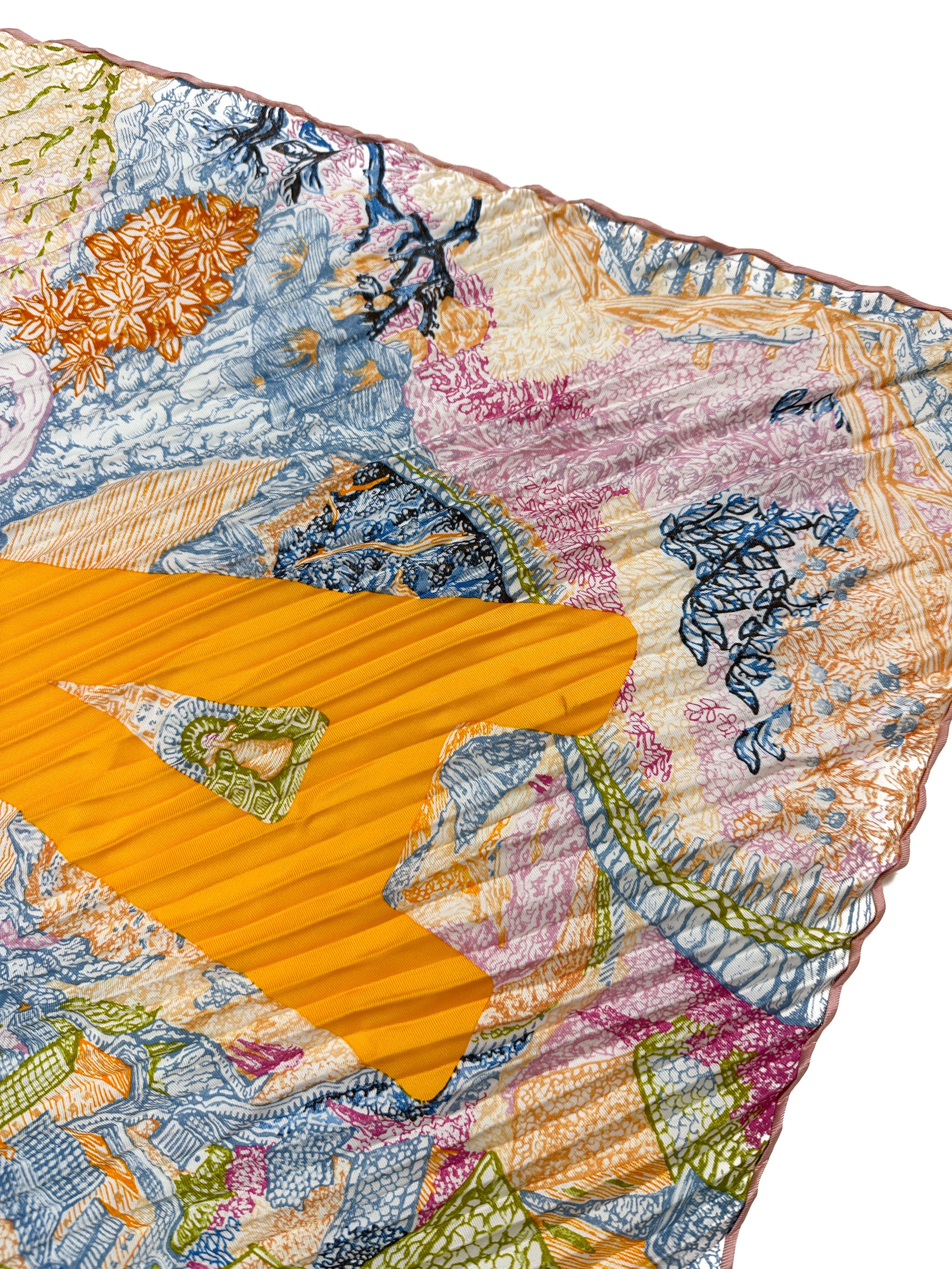 Hermès Eleftheria Plissé Silk 140