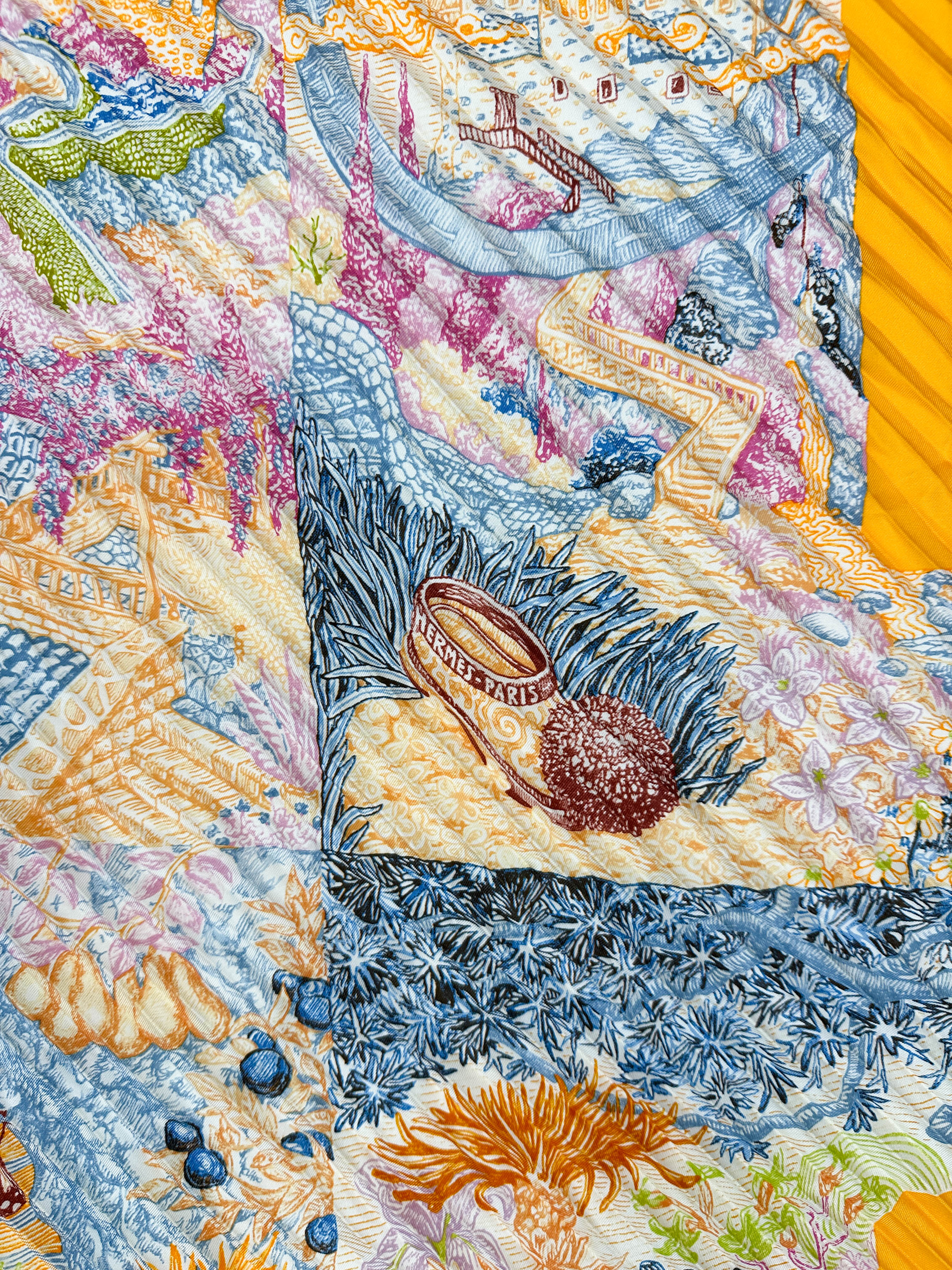 Hermès Eleftheria Plissé Silk 140