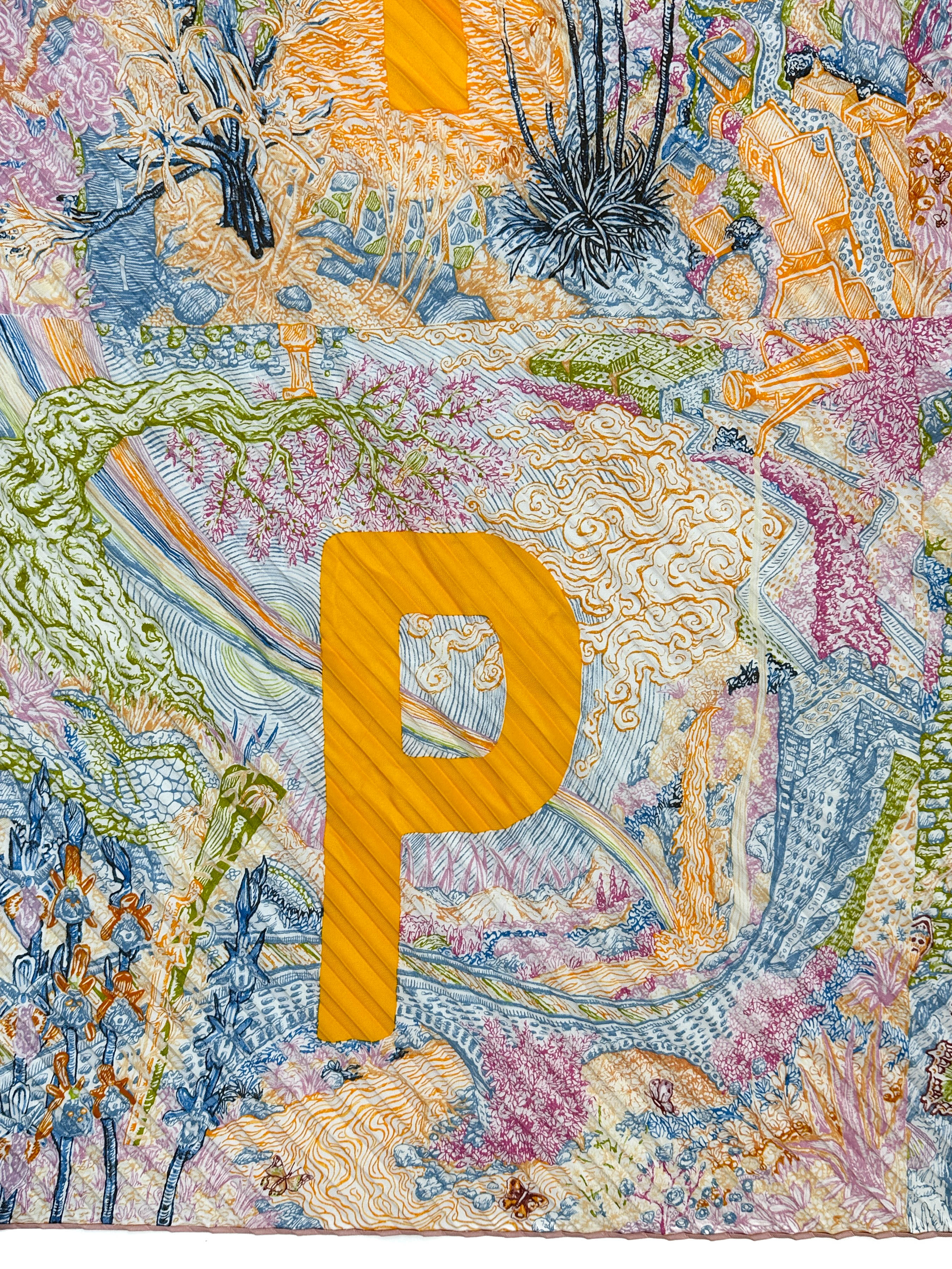 Hermès Eleftheria Plissé Silk 140