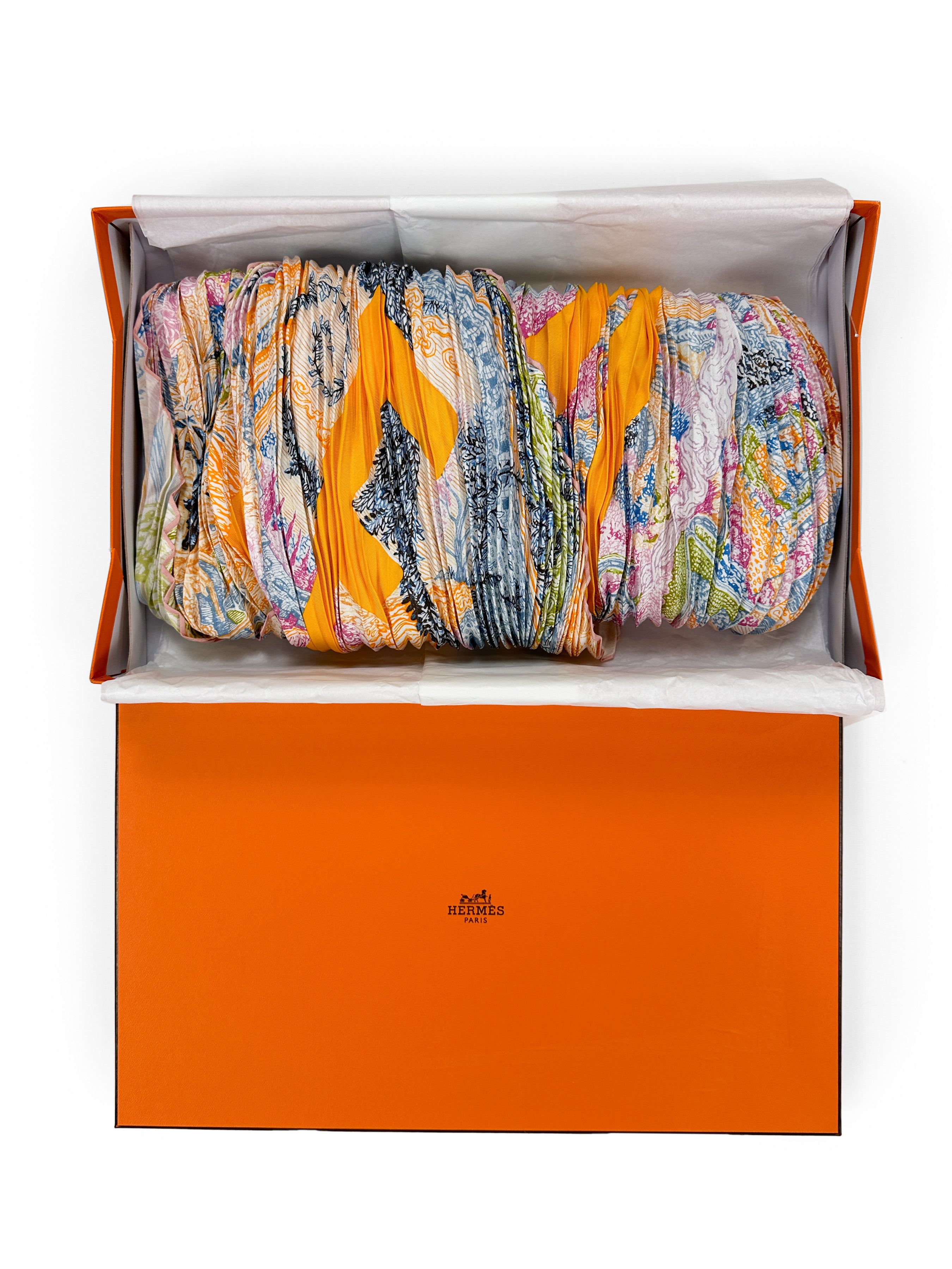 Hermès Eleftheria Plissé Silk 140