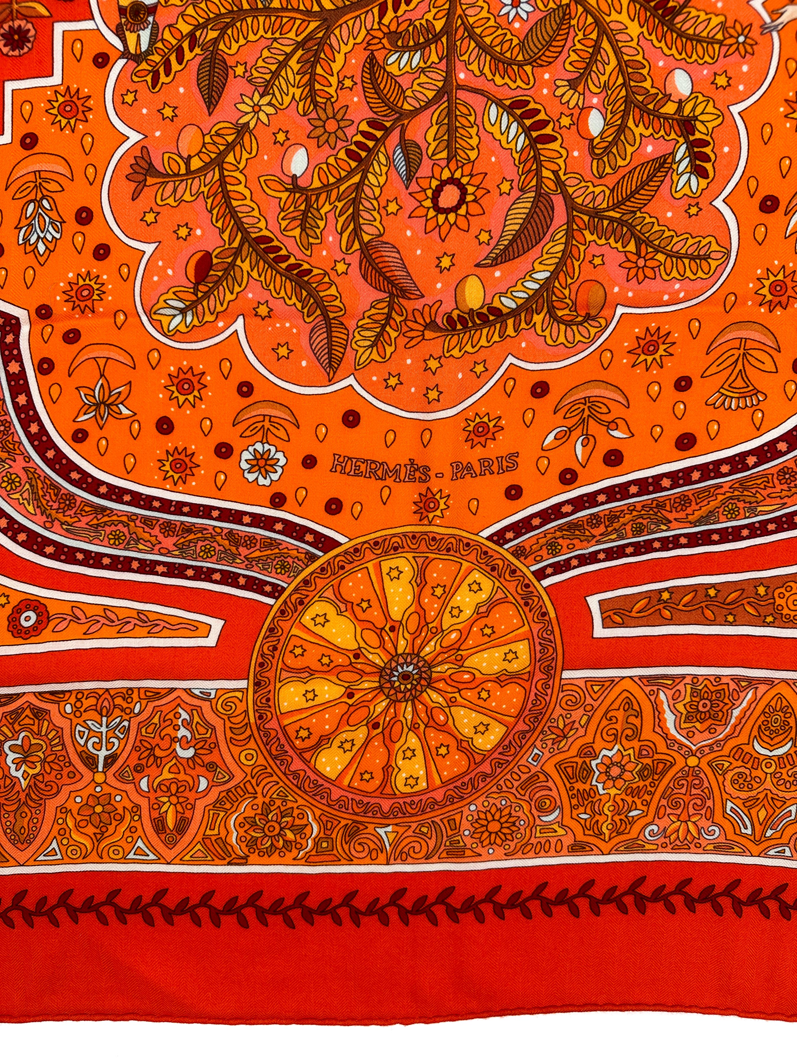 Hermès Aux Portes du Palais Cashmere Silk 140
