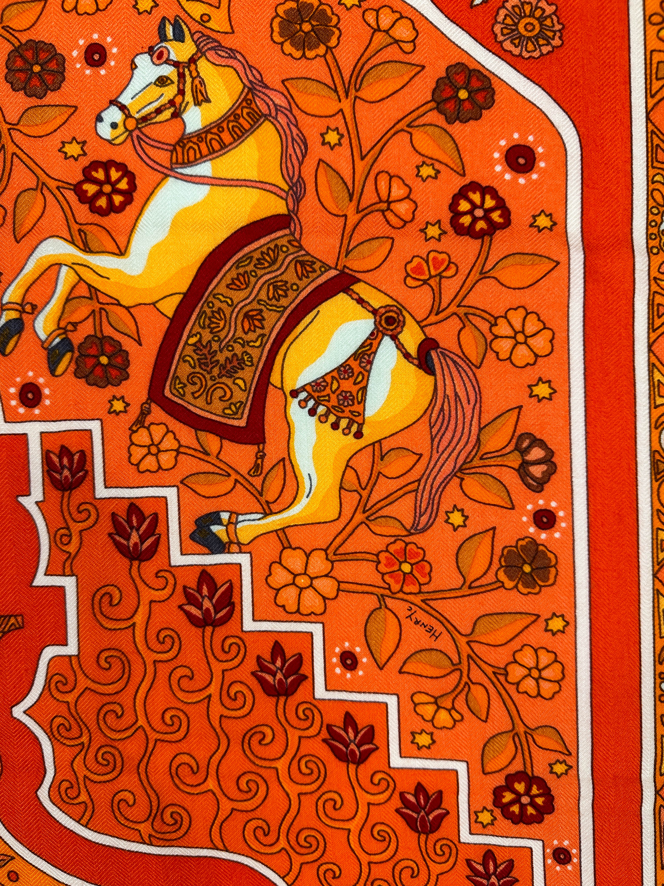 Hermès Aux Portes du Palais Cashmere Silk 140