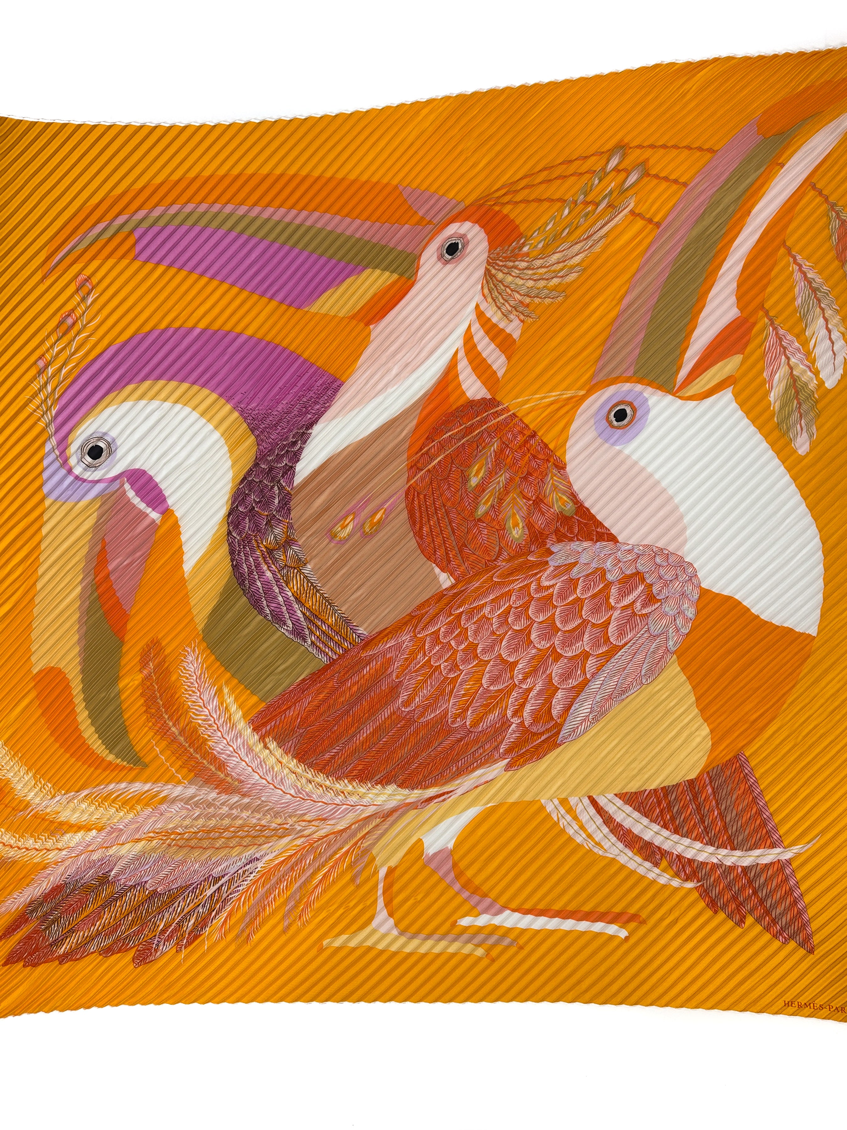 Hermès Toucans de Paradis Plissé 140