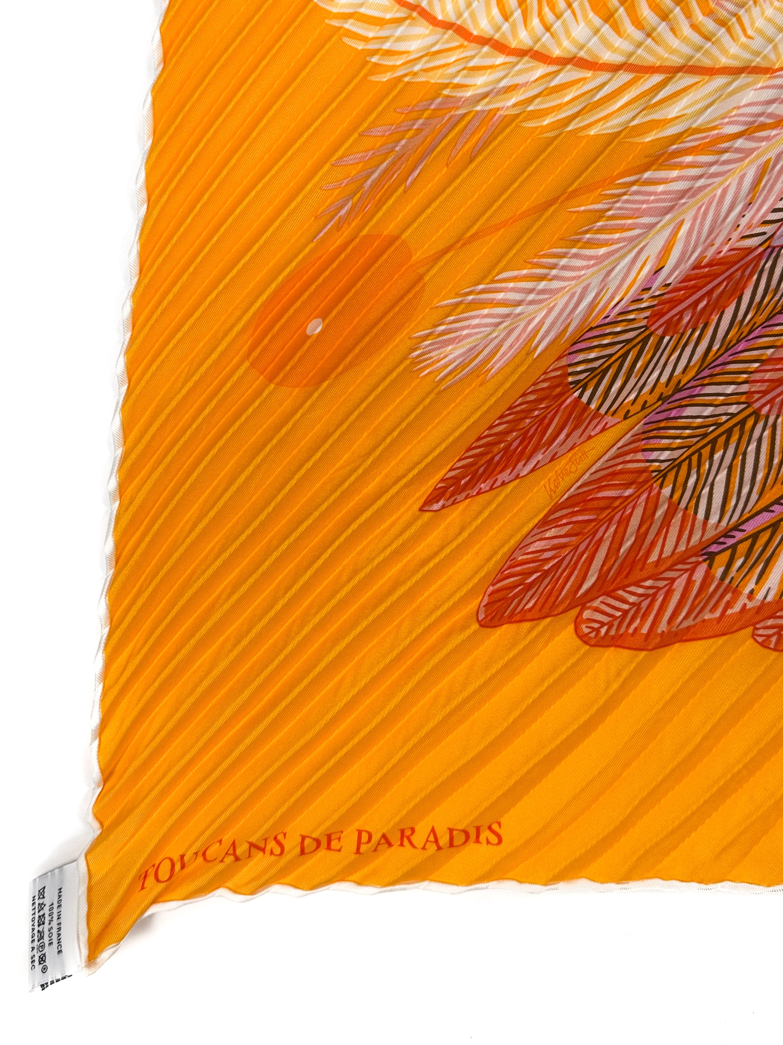 Hermès Toucans de Paradis Plissé 140