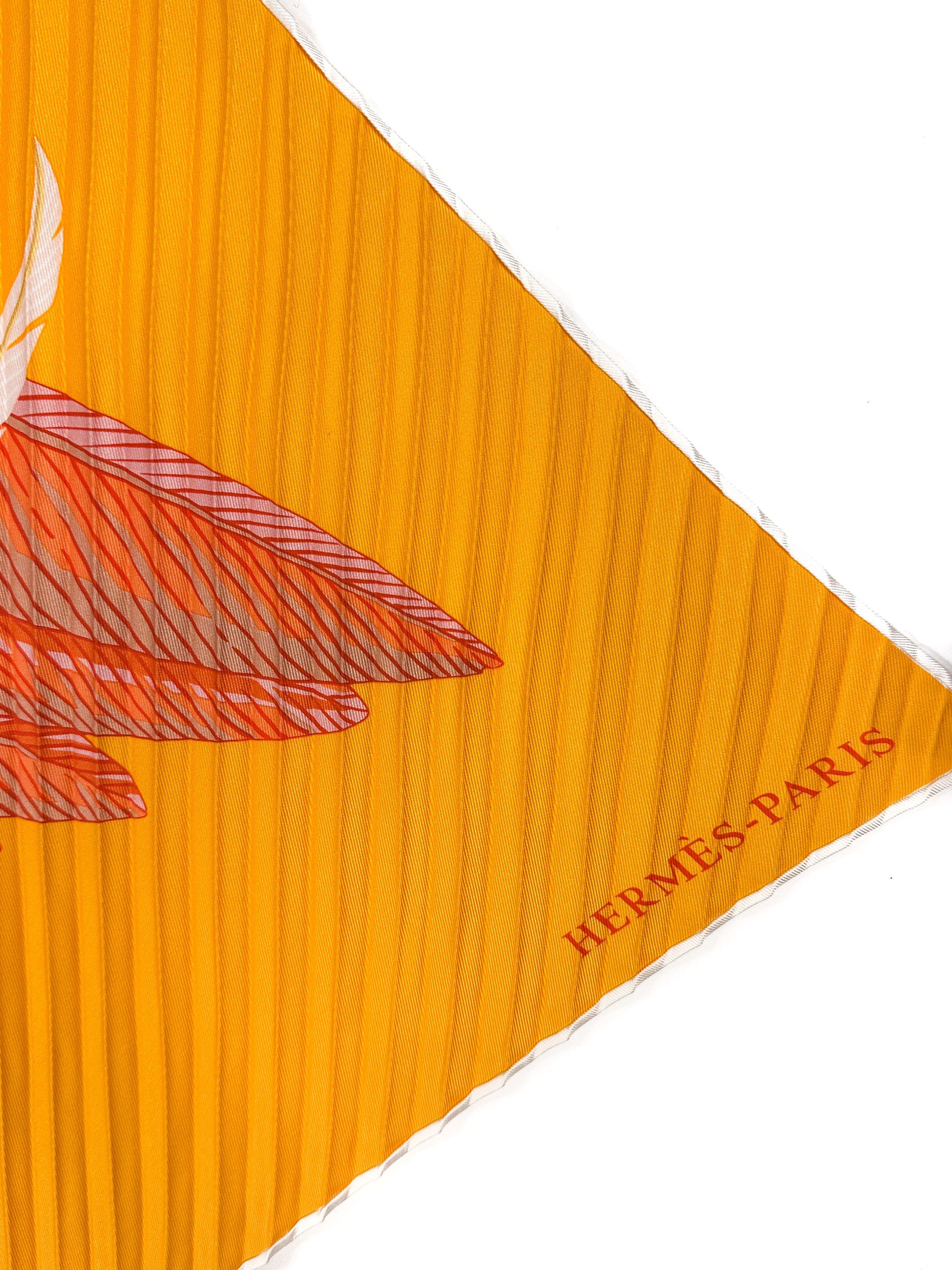 Hermès Toucans de Paradis Plissé 140