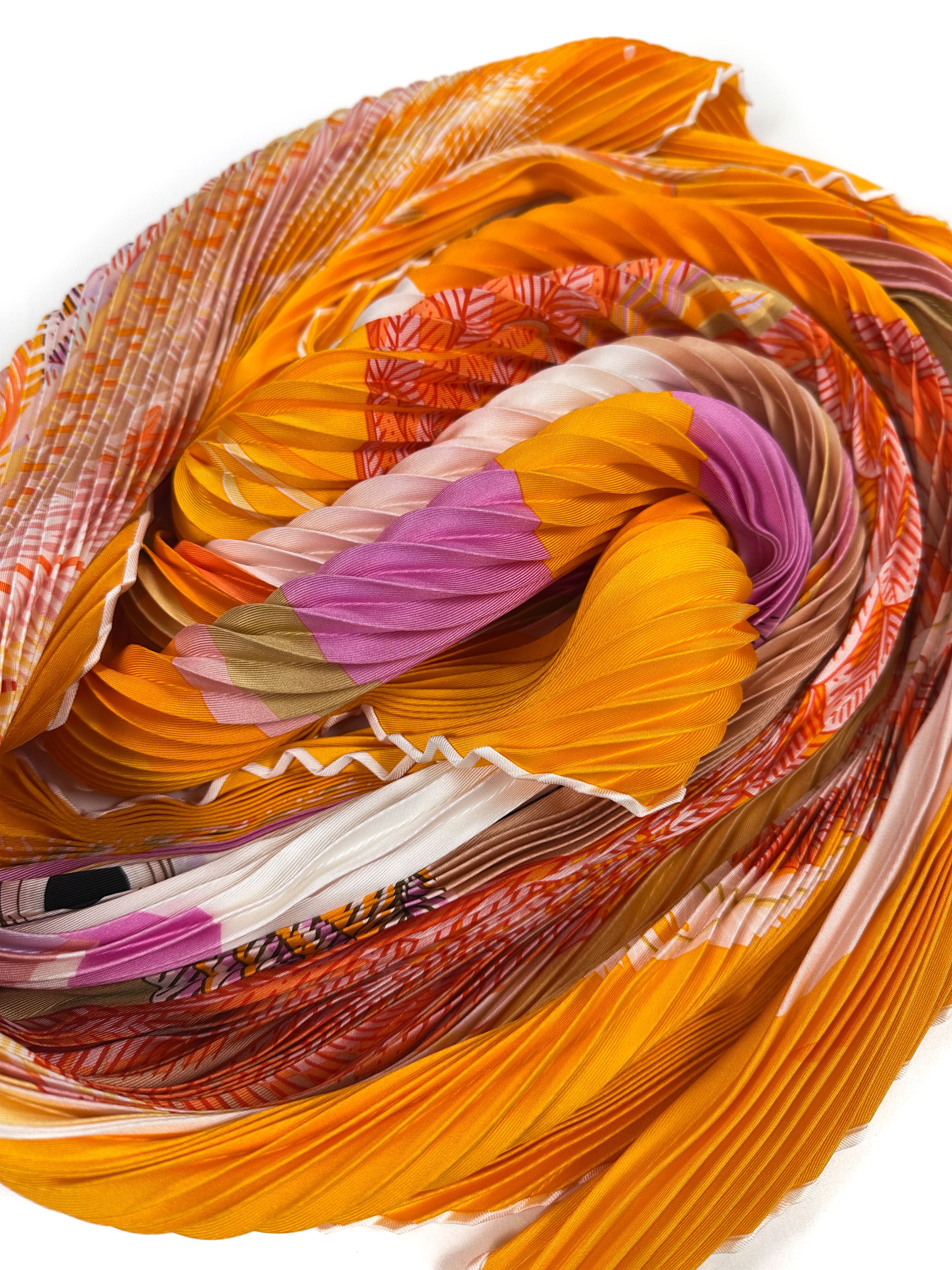 Hermès Toucans de Paradis Plissé 140