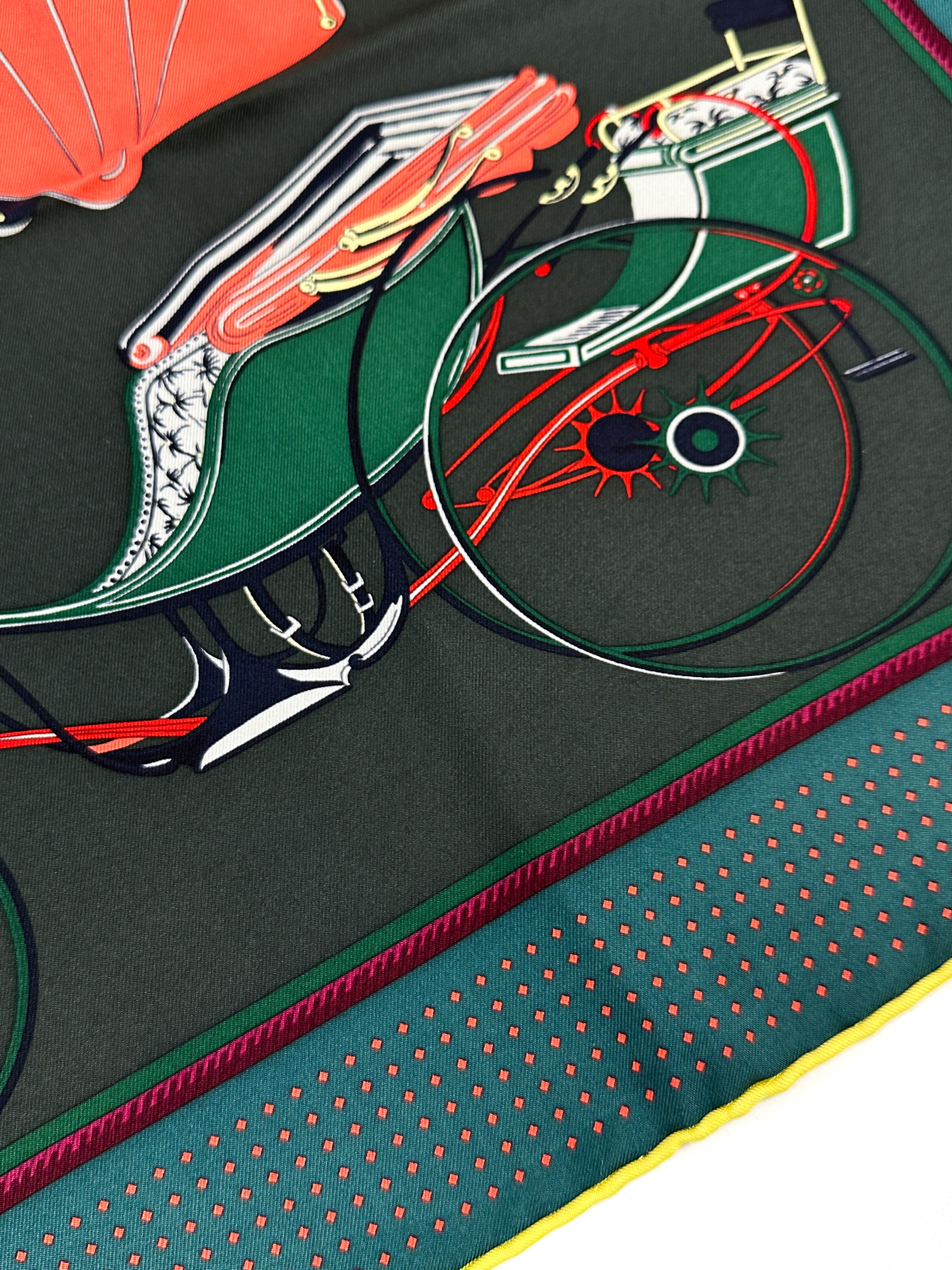 Hermès Les Voitures à Transformation 90