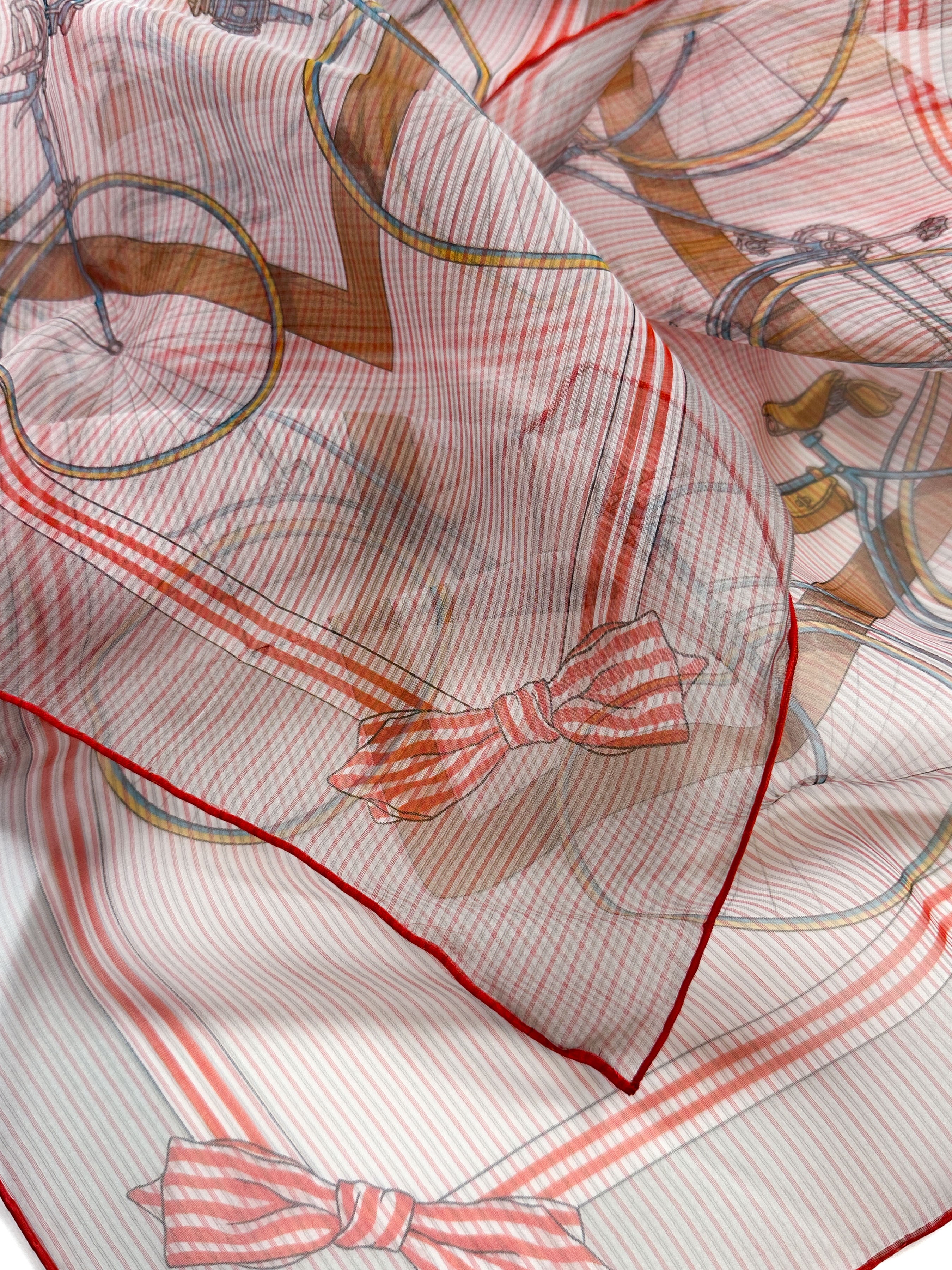 Hermès Les Bécanes Mousseline 70