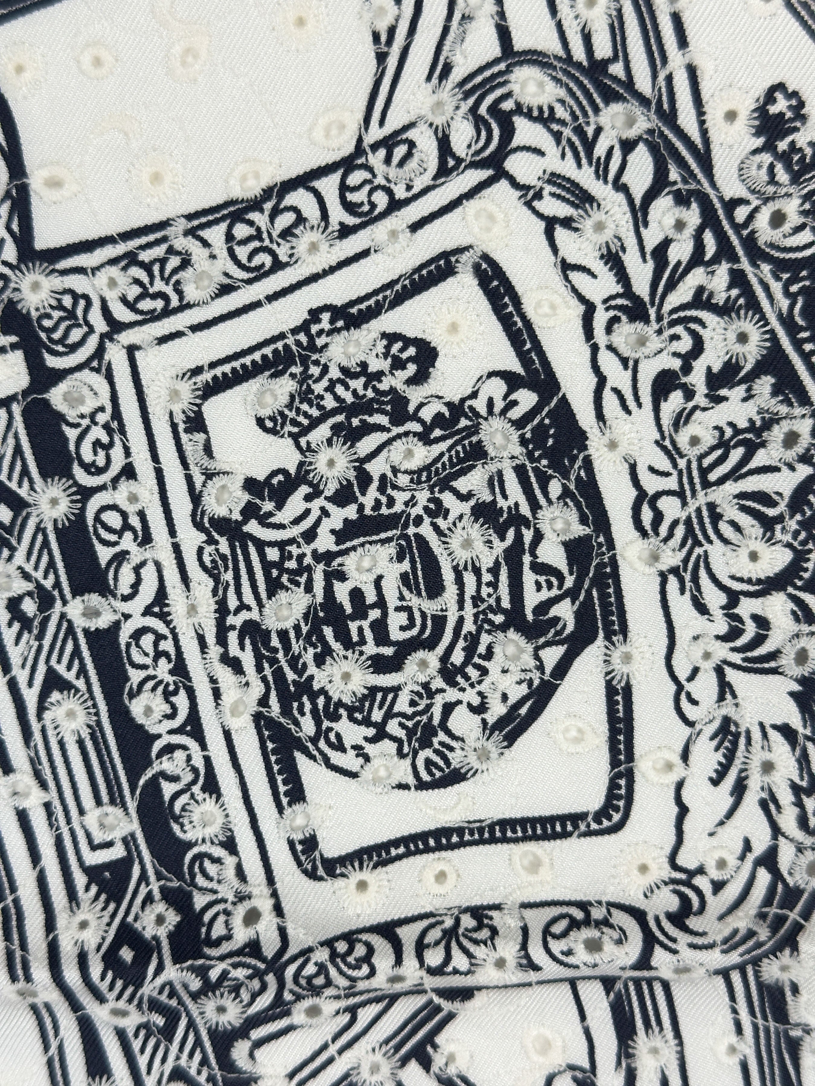Hermès Brides de Gala Broderie Anglaise 70