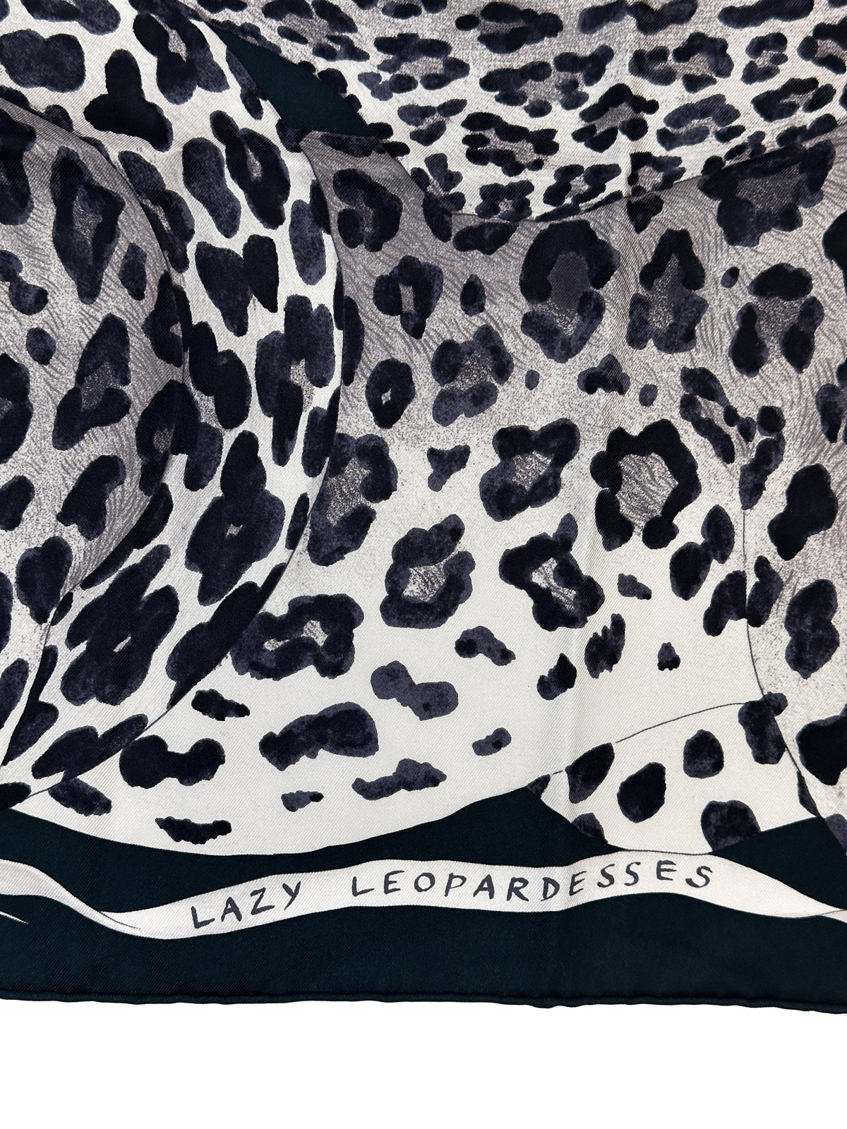 Hermès Lazy Leopardesses 90