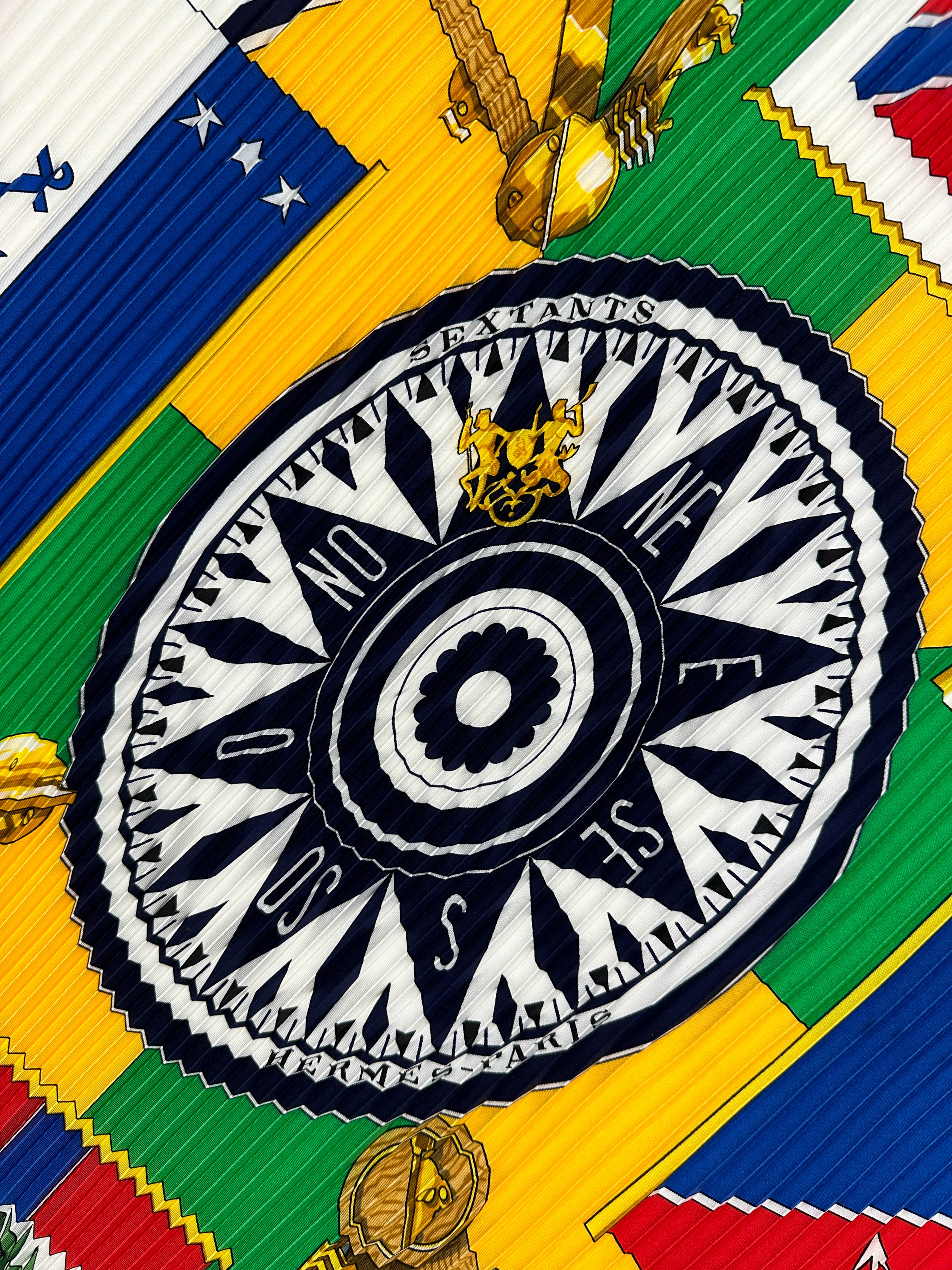 Hermès Sextants Plissé 90