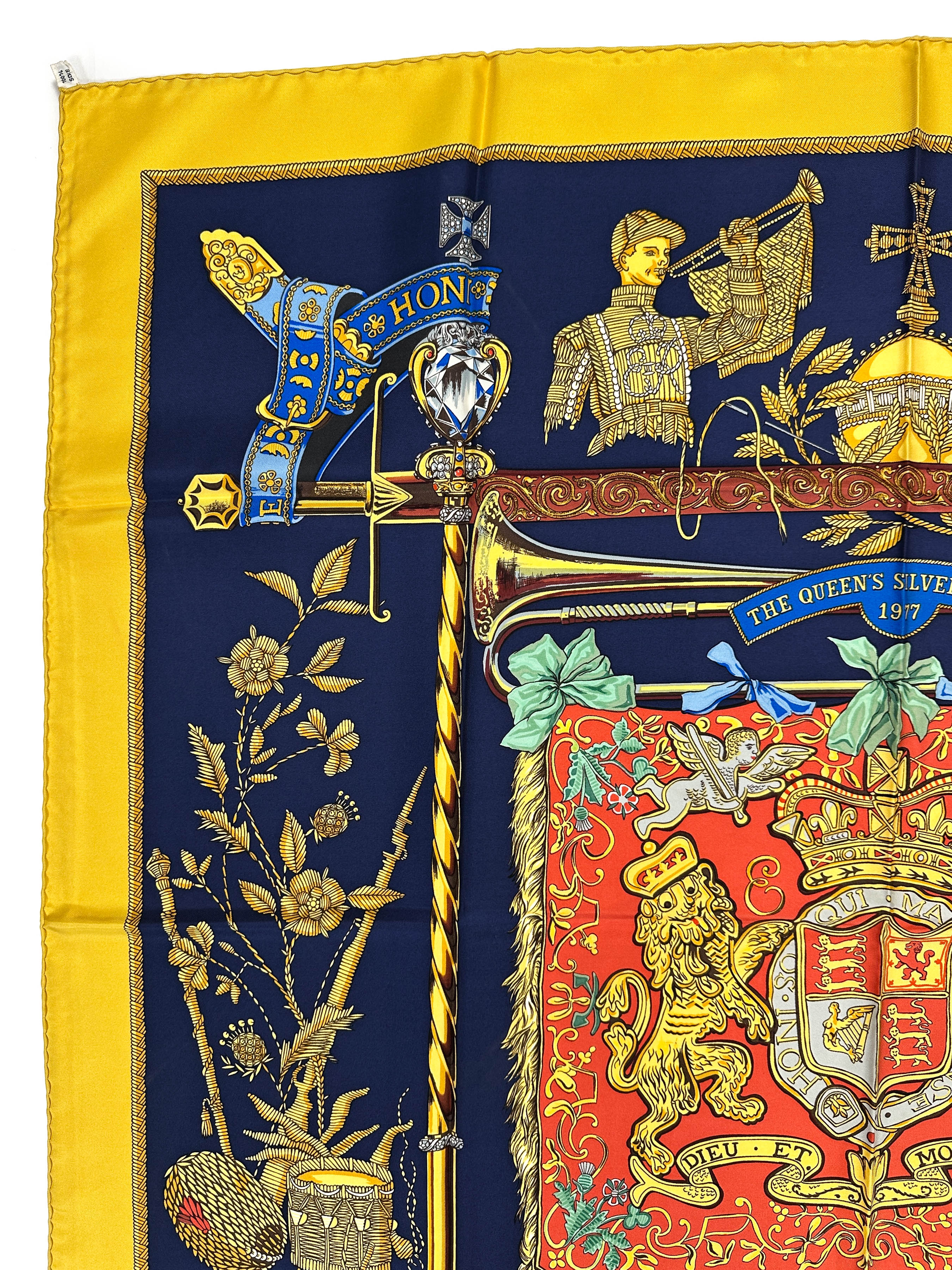 Hermès Special Edition 1977 The Queen's Silver Jubilee Dieu et Mon Droit 90