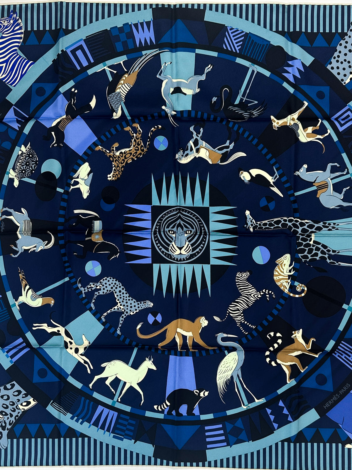 Hermès Le Carrousel du Tigre Royal 90