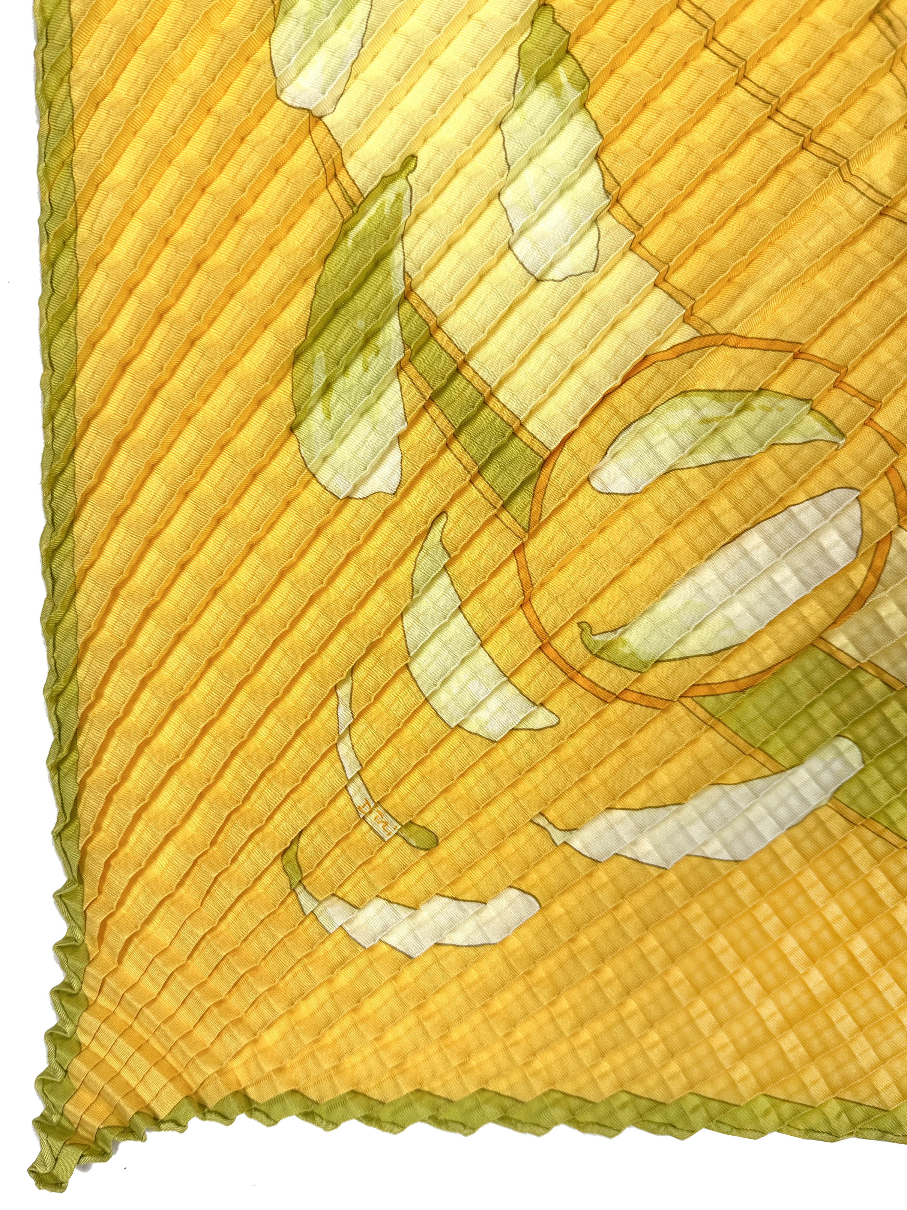 Hermès Au Gré du Vent Mosaic Plissé 90