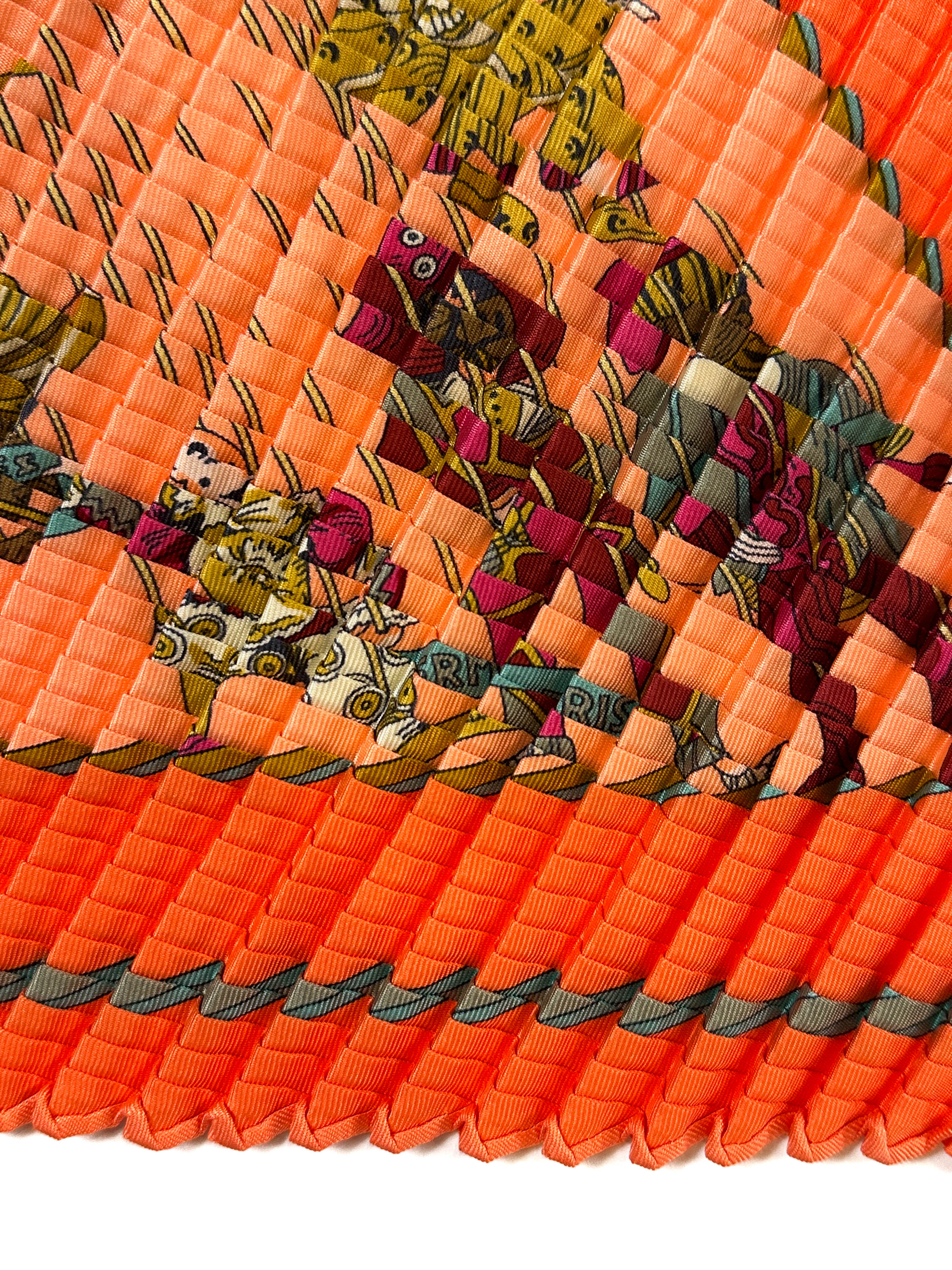 Hermès Le Temps des Marionnettes Mosaic Plissé 90