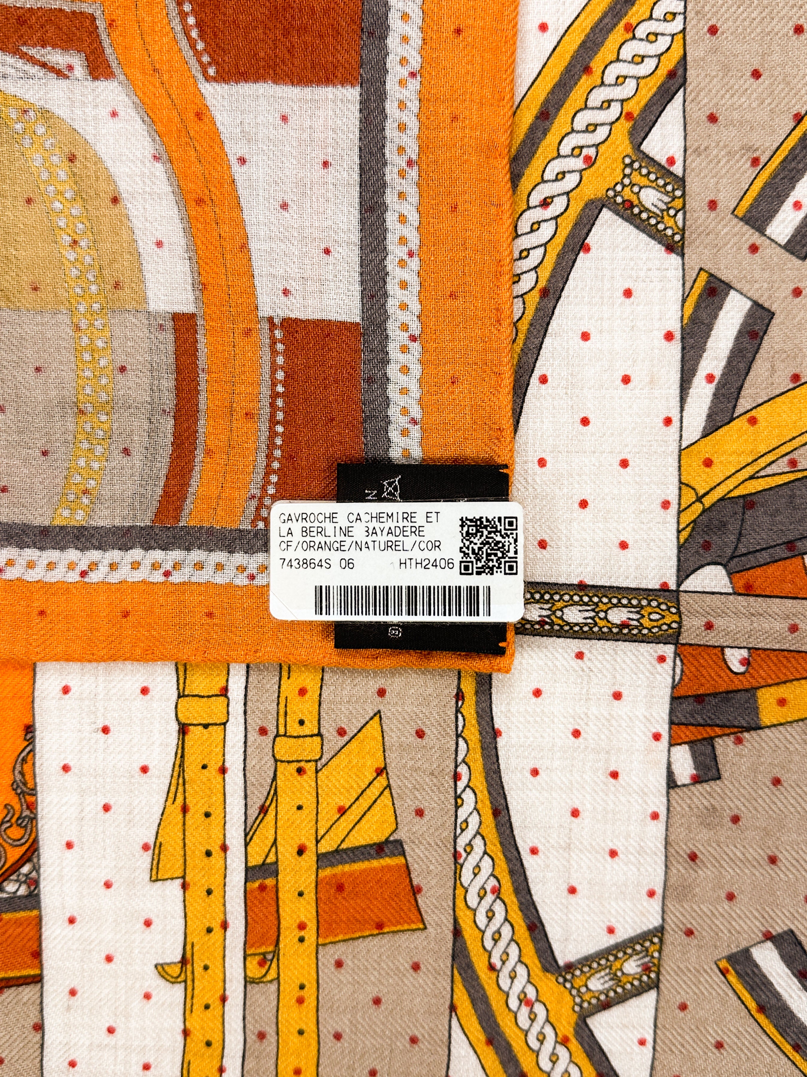 Hermès La Berline Payadere Cashmere Silk 45
