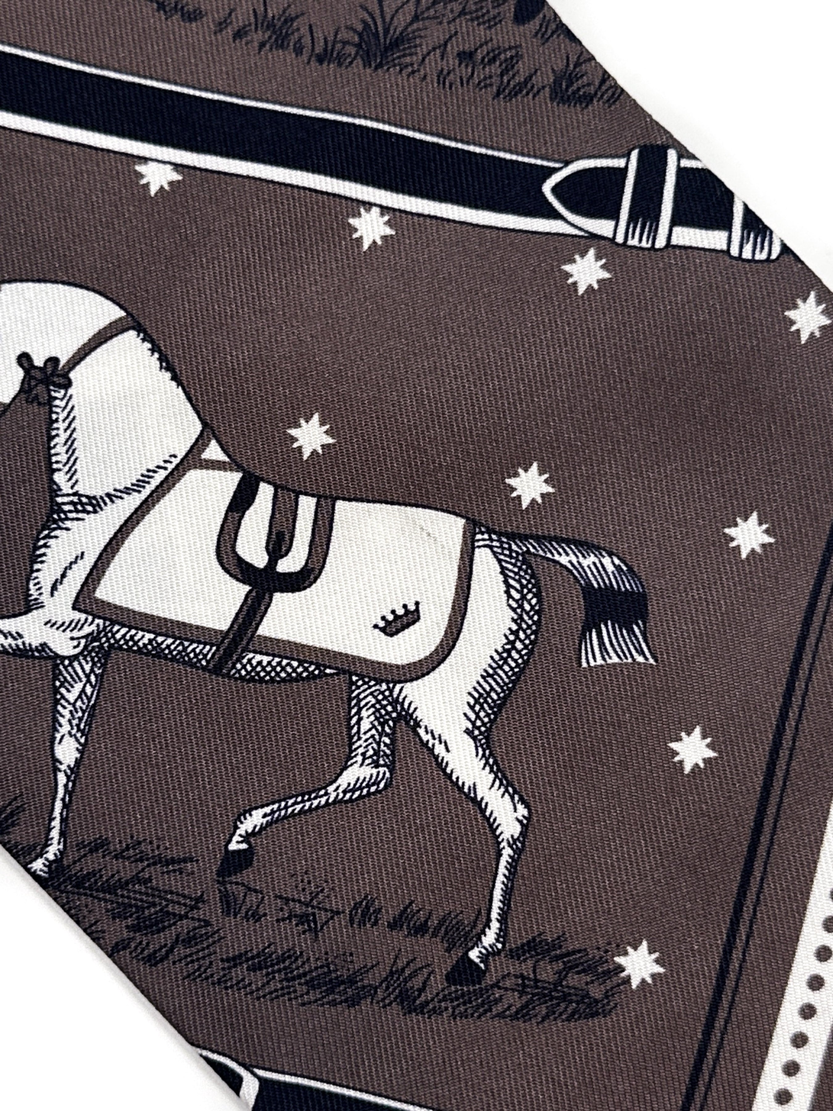 Hermès Couvertures et Tenues de Jour Bandana Maxi Twilly Slim