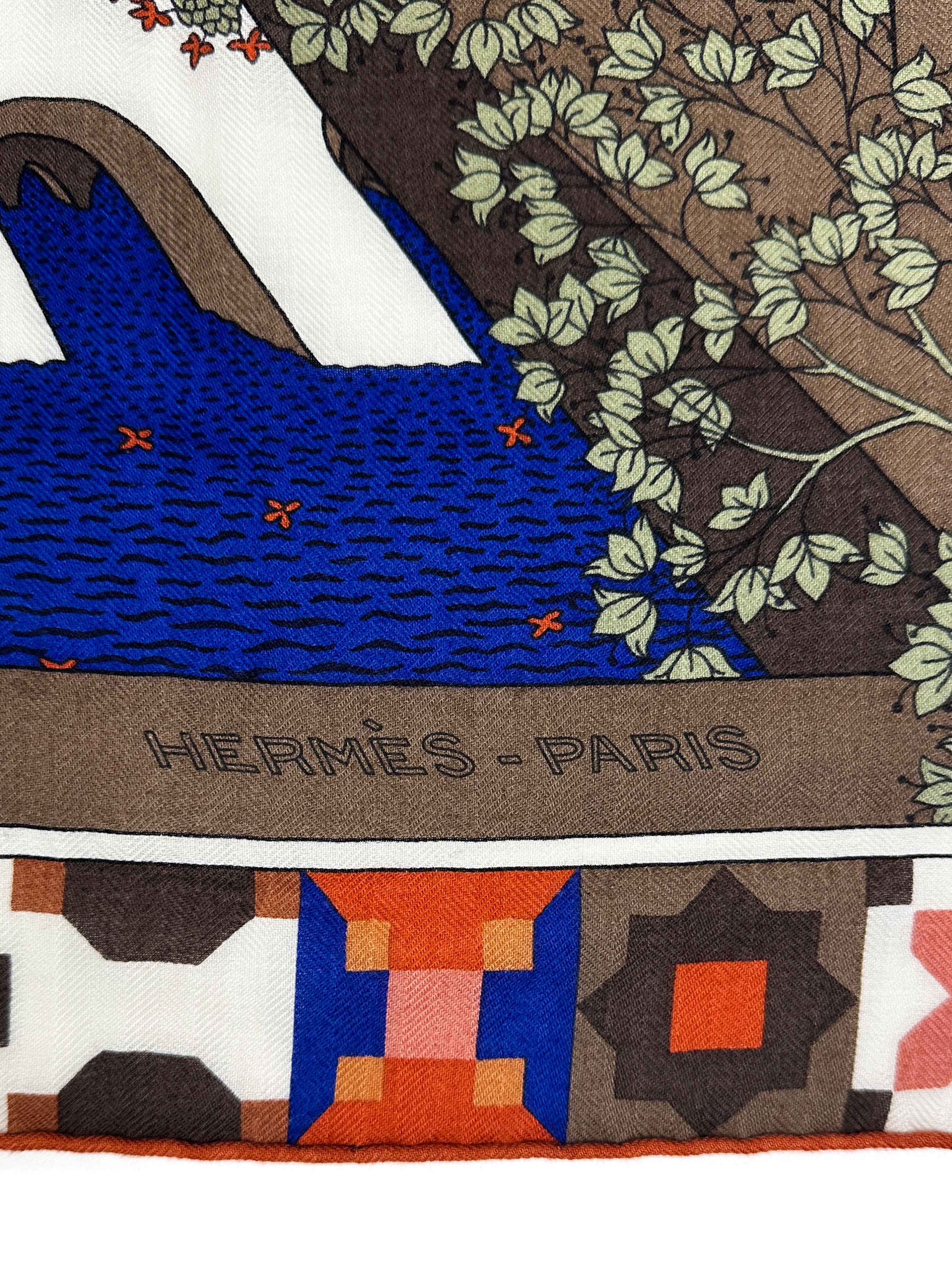 Hermès Le Palais des Quatre Vents Cashmere Silk 140