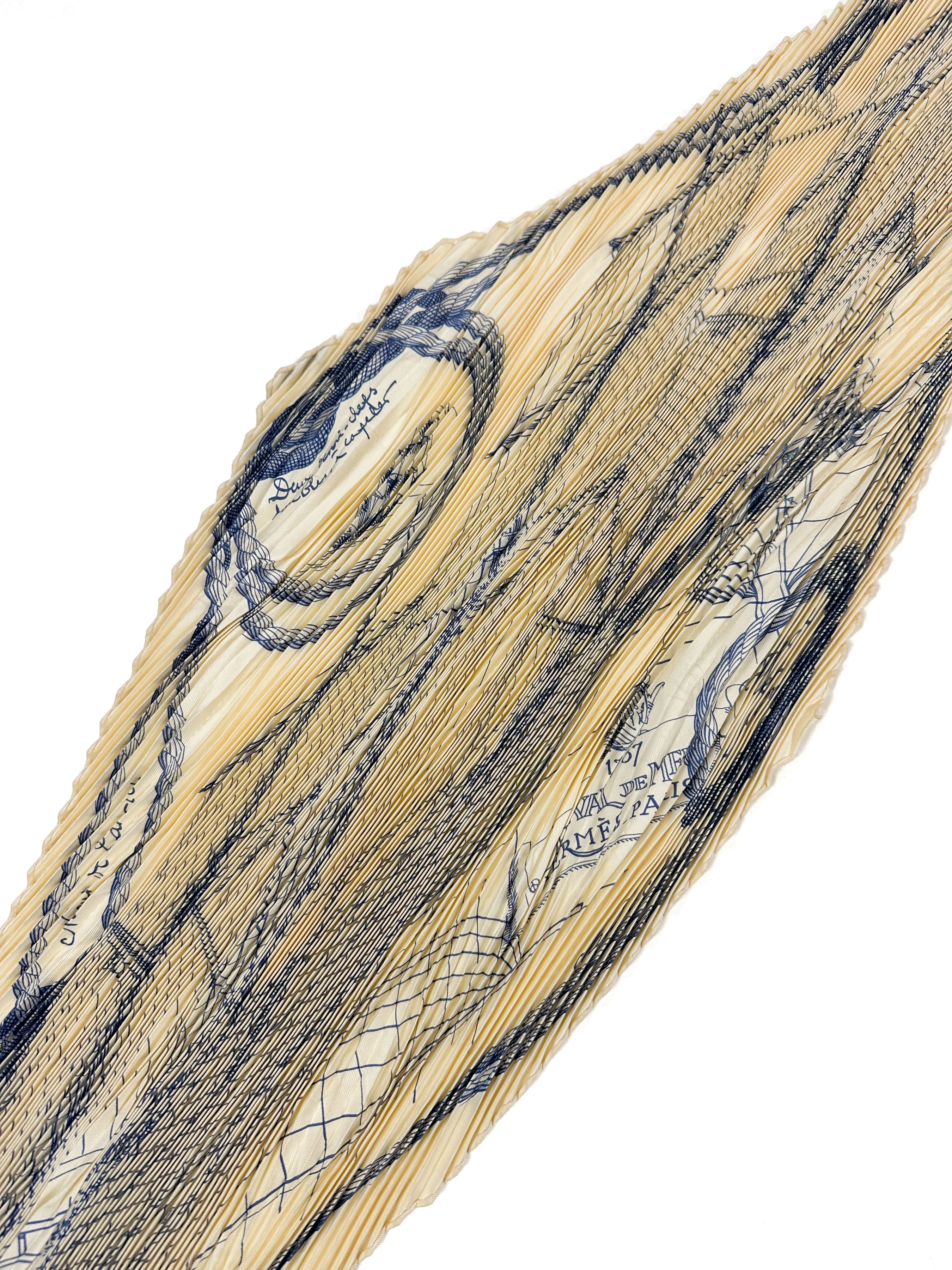 Hermès Cheval de Mer Plissé 90