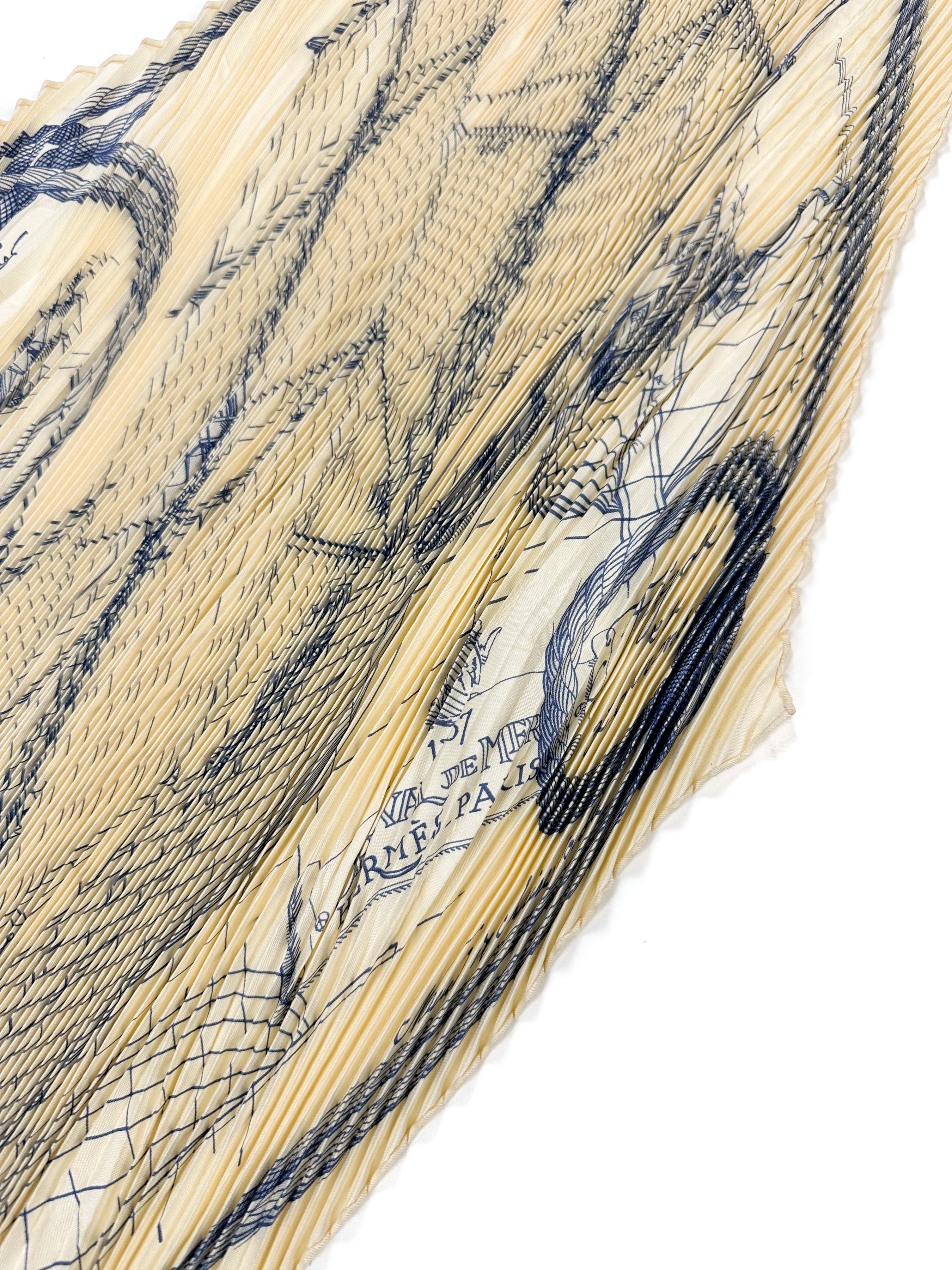 Hermès Cheval de Mer Plissé 90