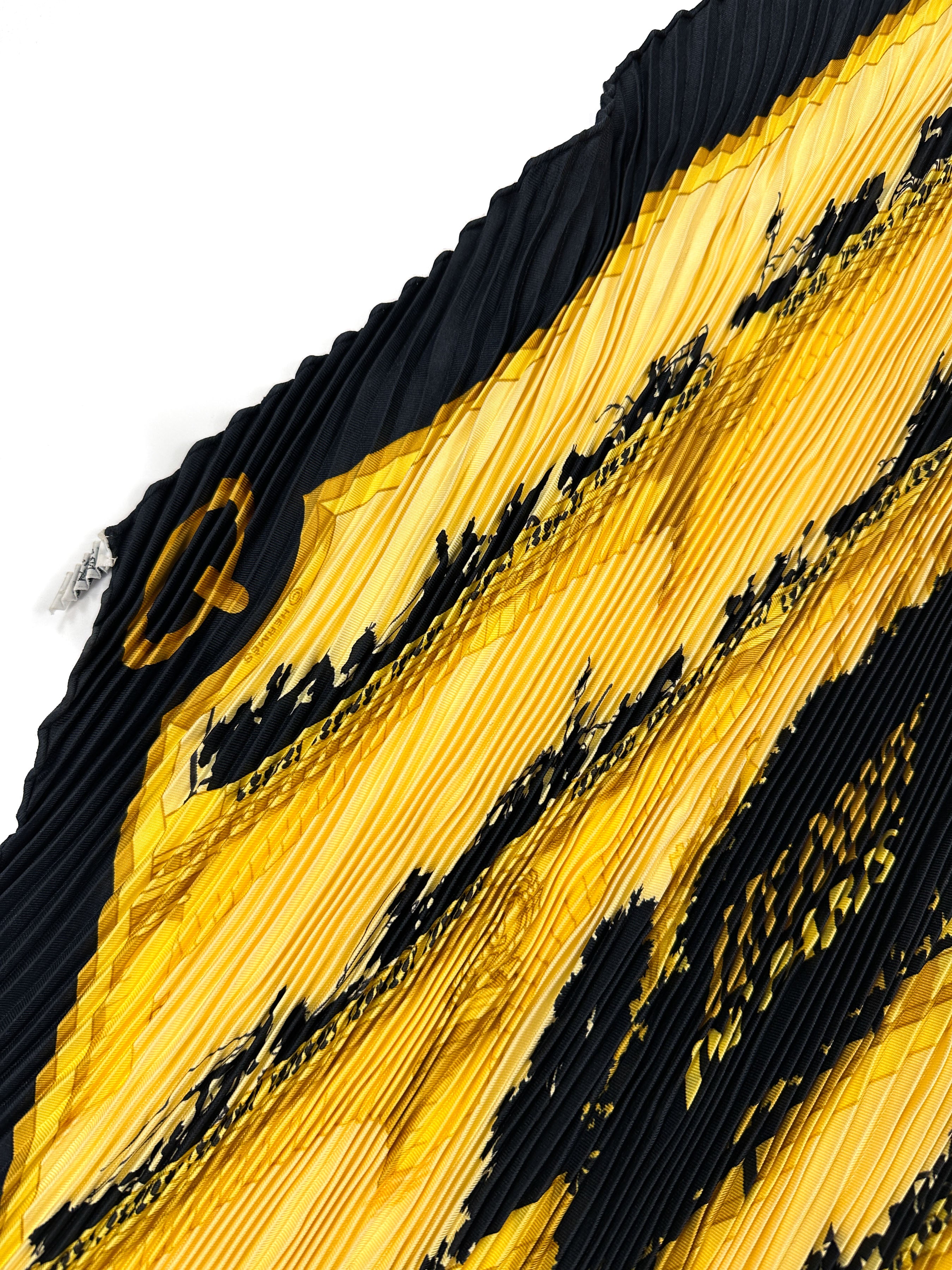 Hermès Les Ponts de Paris Plissé 90