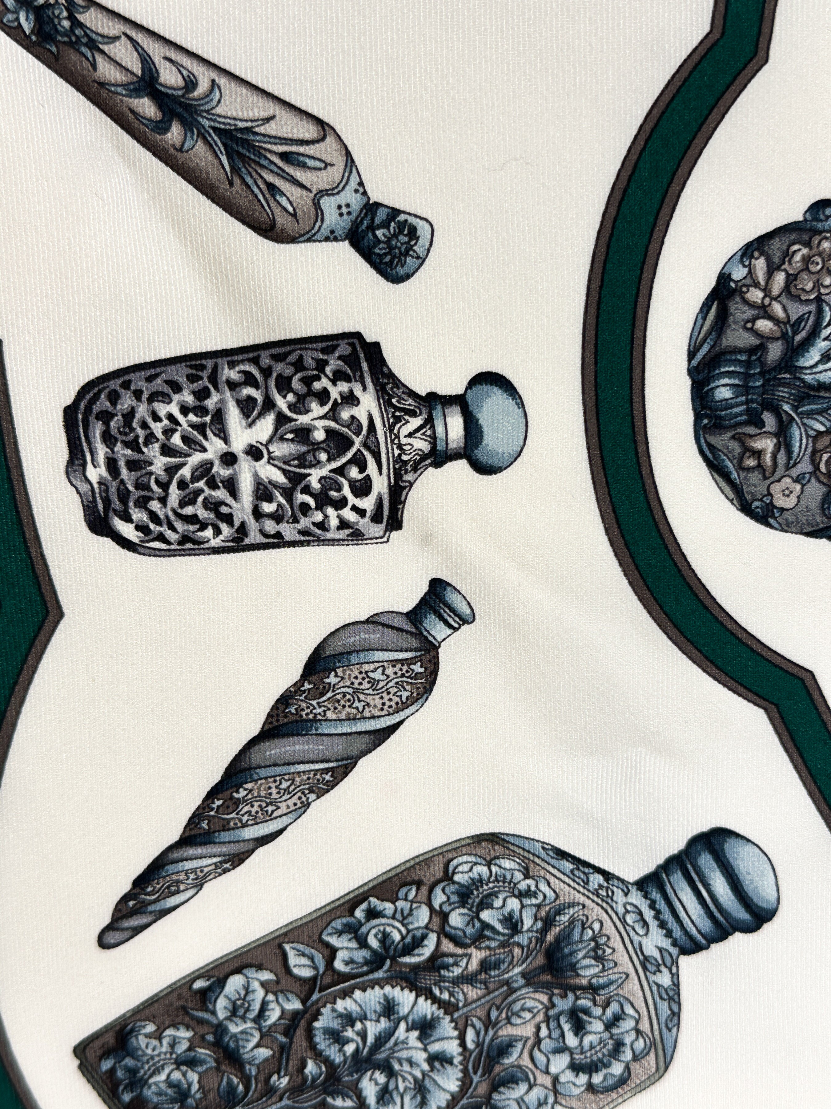 Hermès Flacons Bandana 55