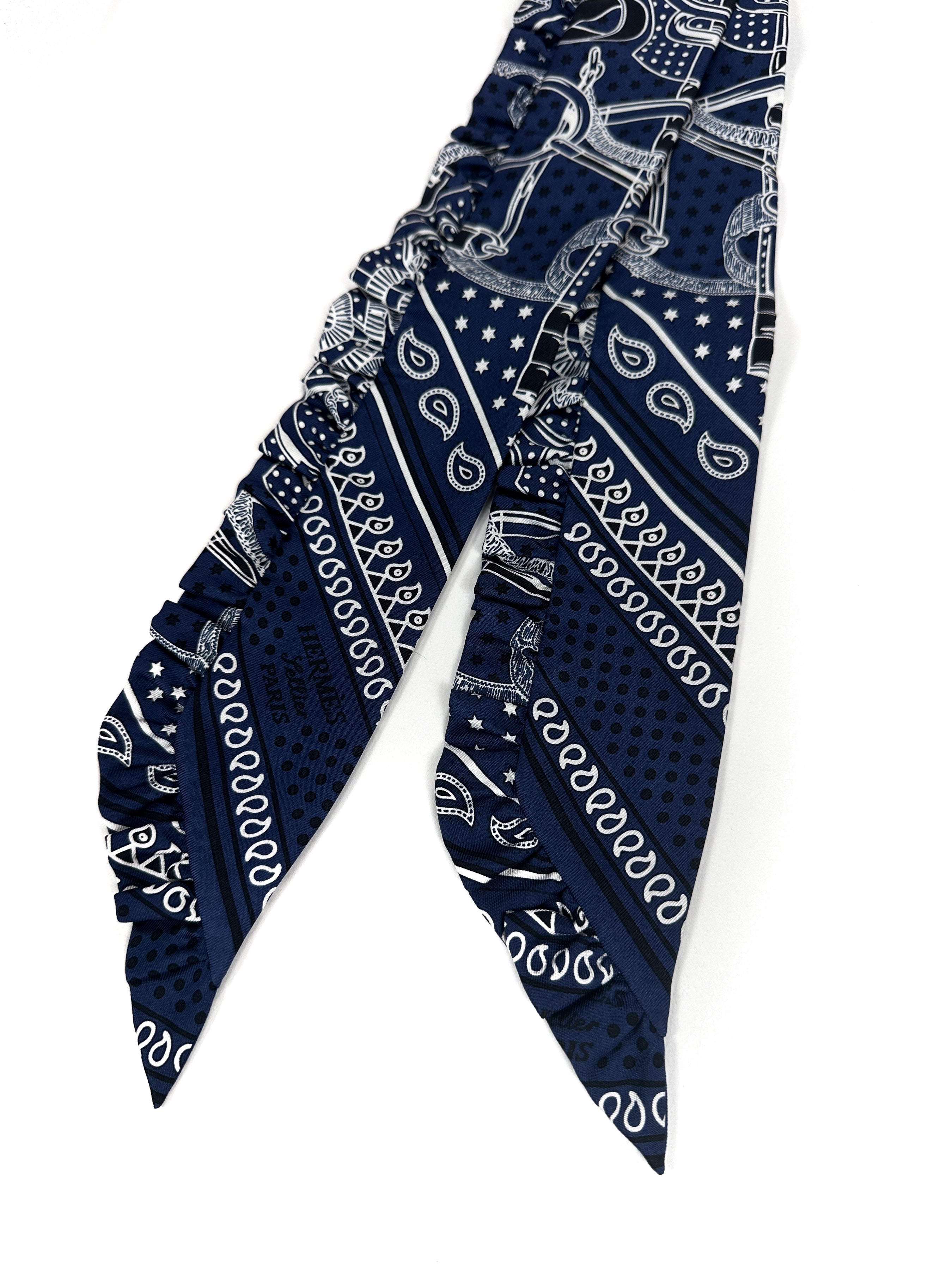 Hermès Eperon D'Or Bandana Twilly Volant