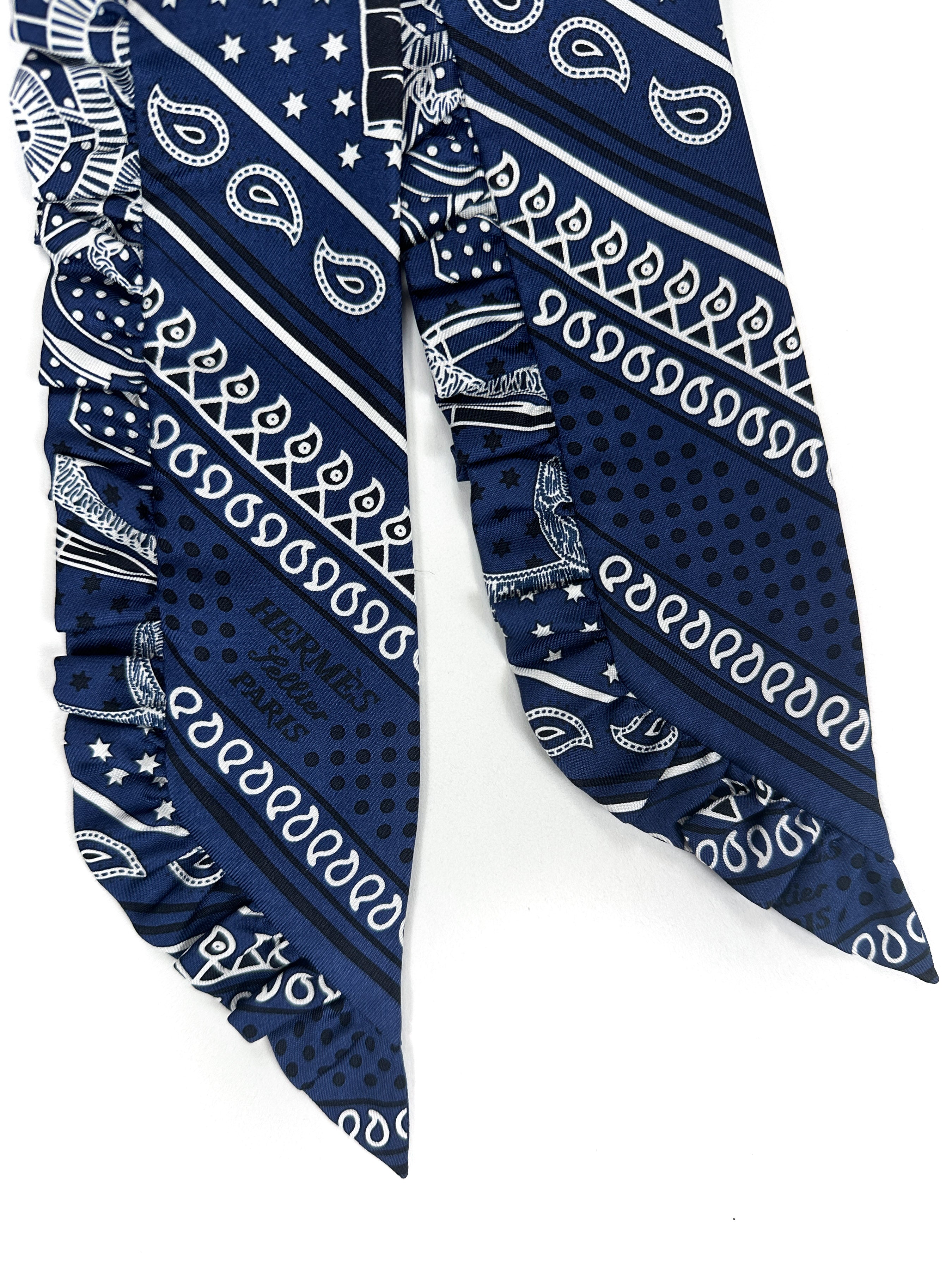 Hermès Eperon D'Or Bandana Twilly Volant