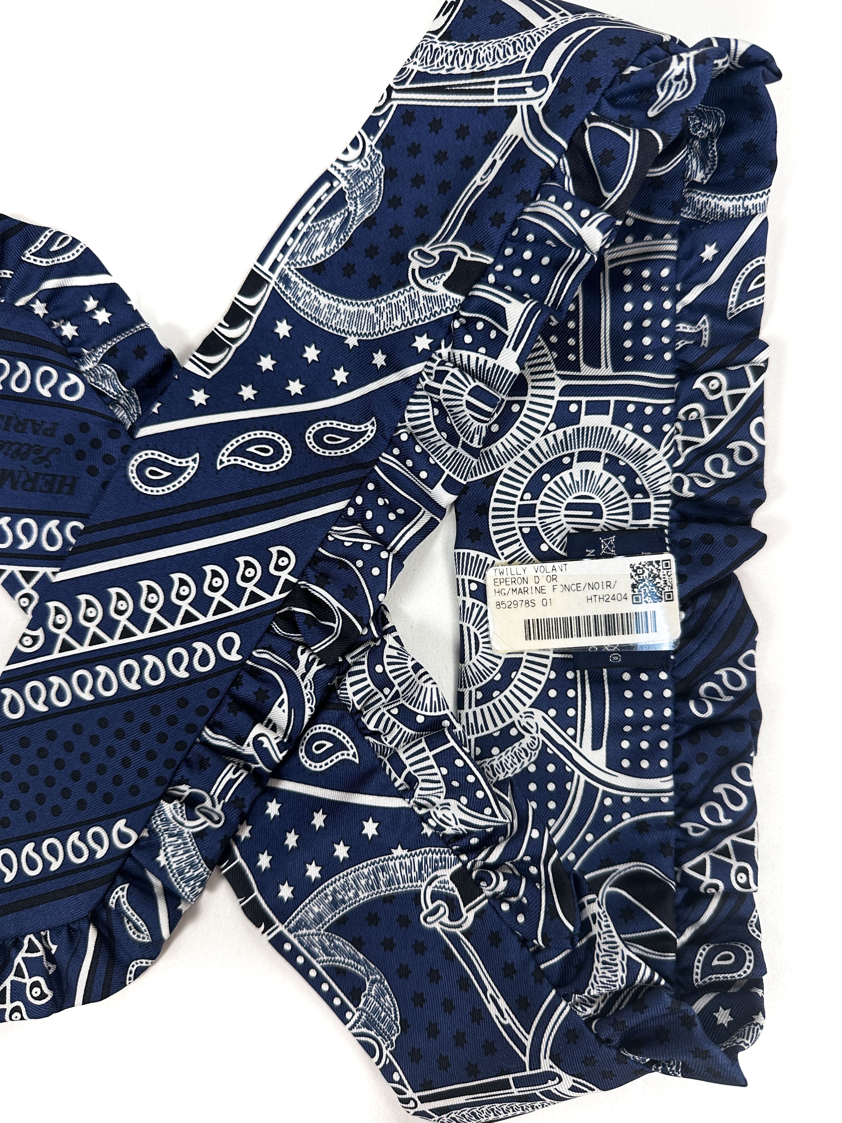 Hermès Eperon D'Or Bandana Twilly Volant