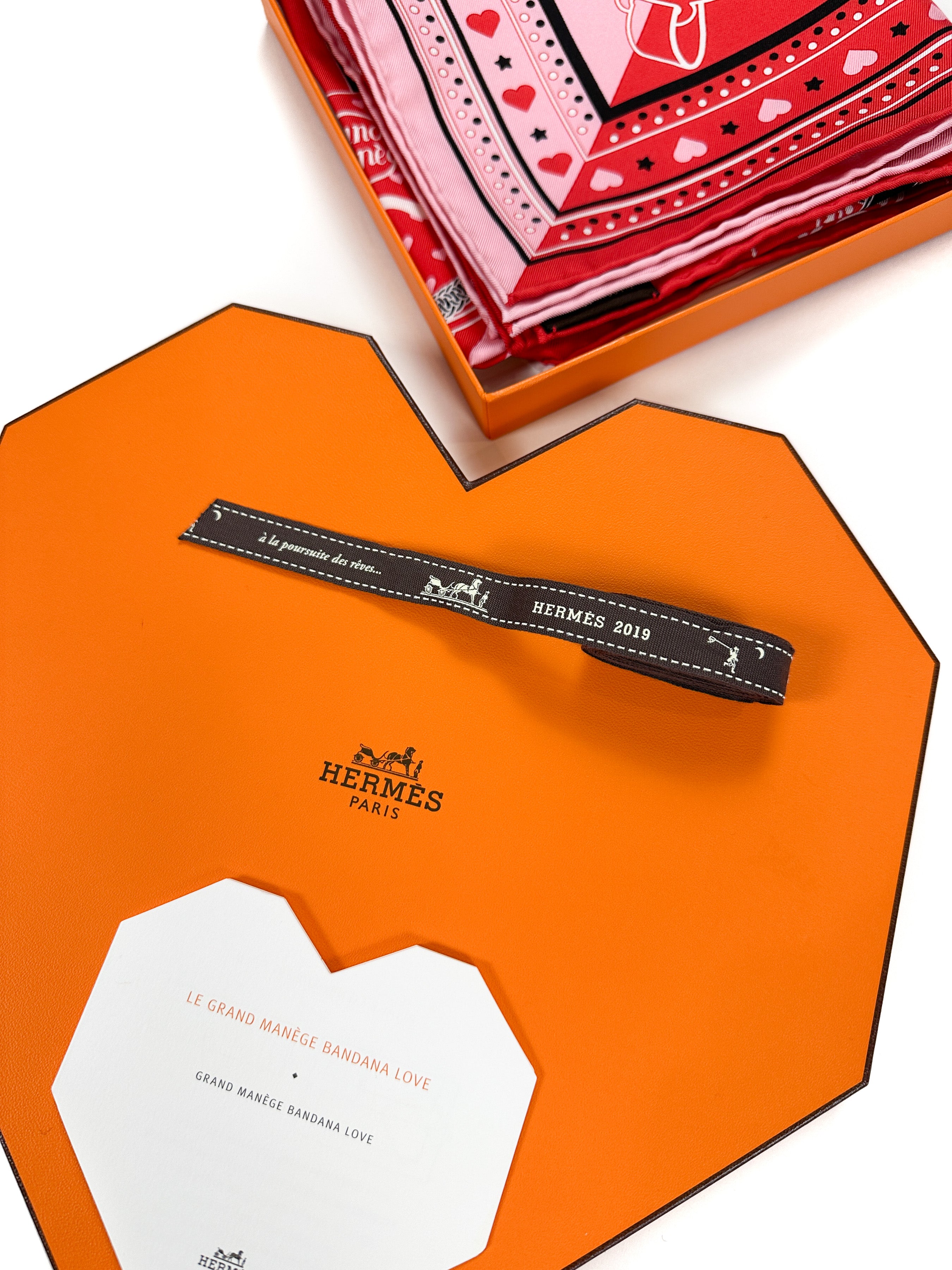Hermès Le Grand Manège Bandana Love 70
