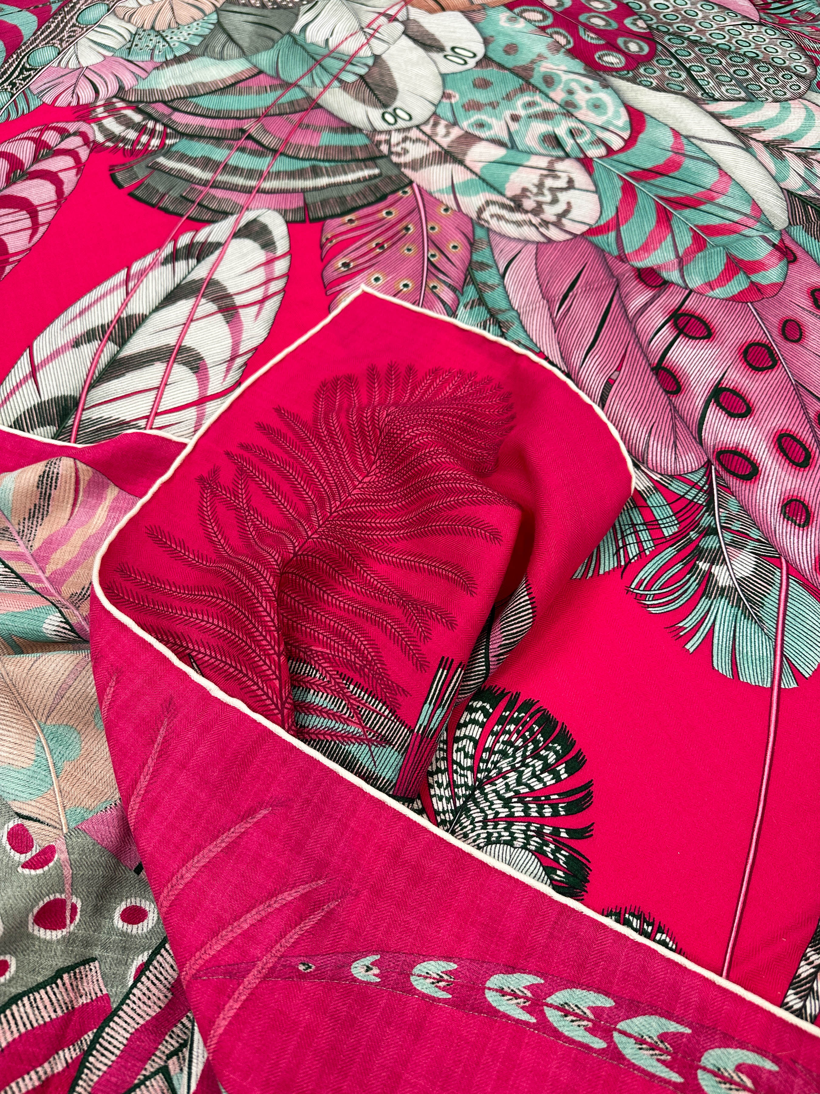 Hermès Plumes en Fete Cashmere Silk 140